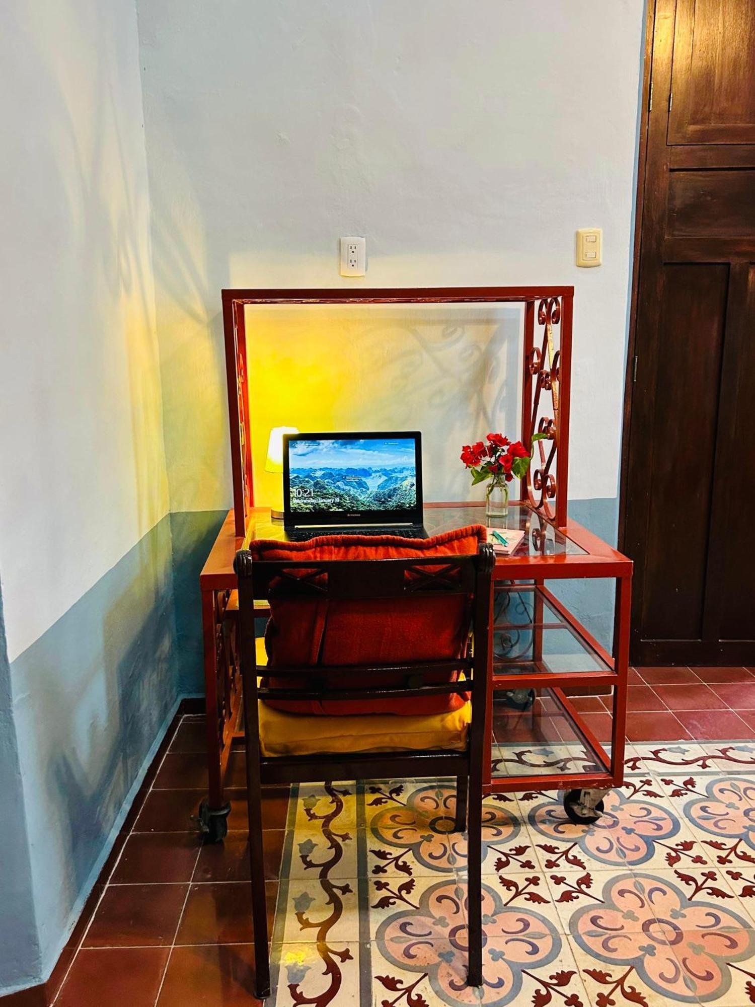 Casa Tres Colibries