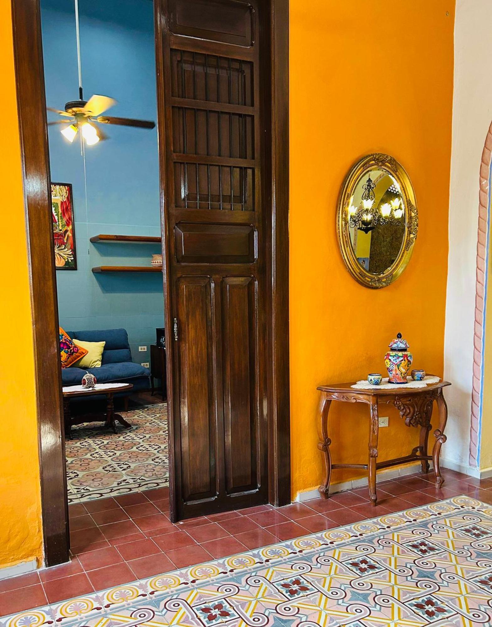 Casa Tres Colibries