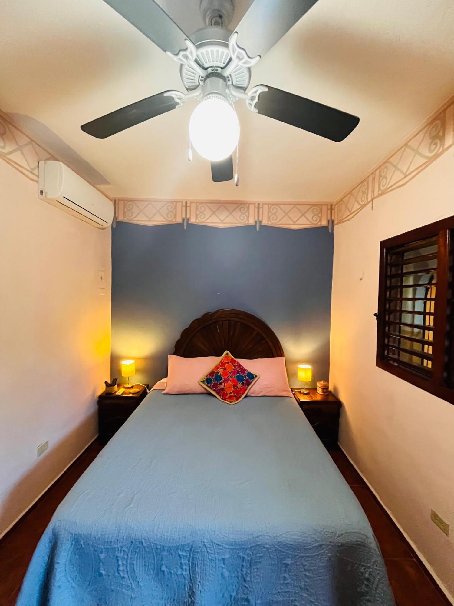 Casa Tres Colibries Bed and breakfast *