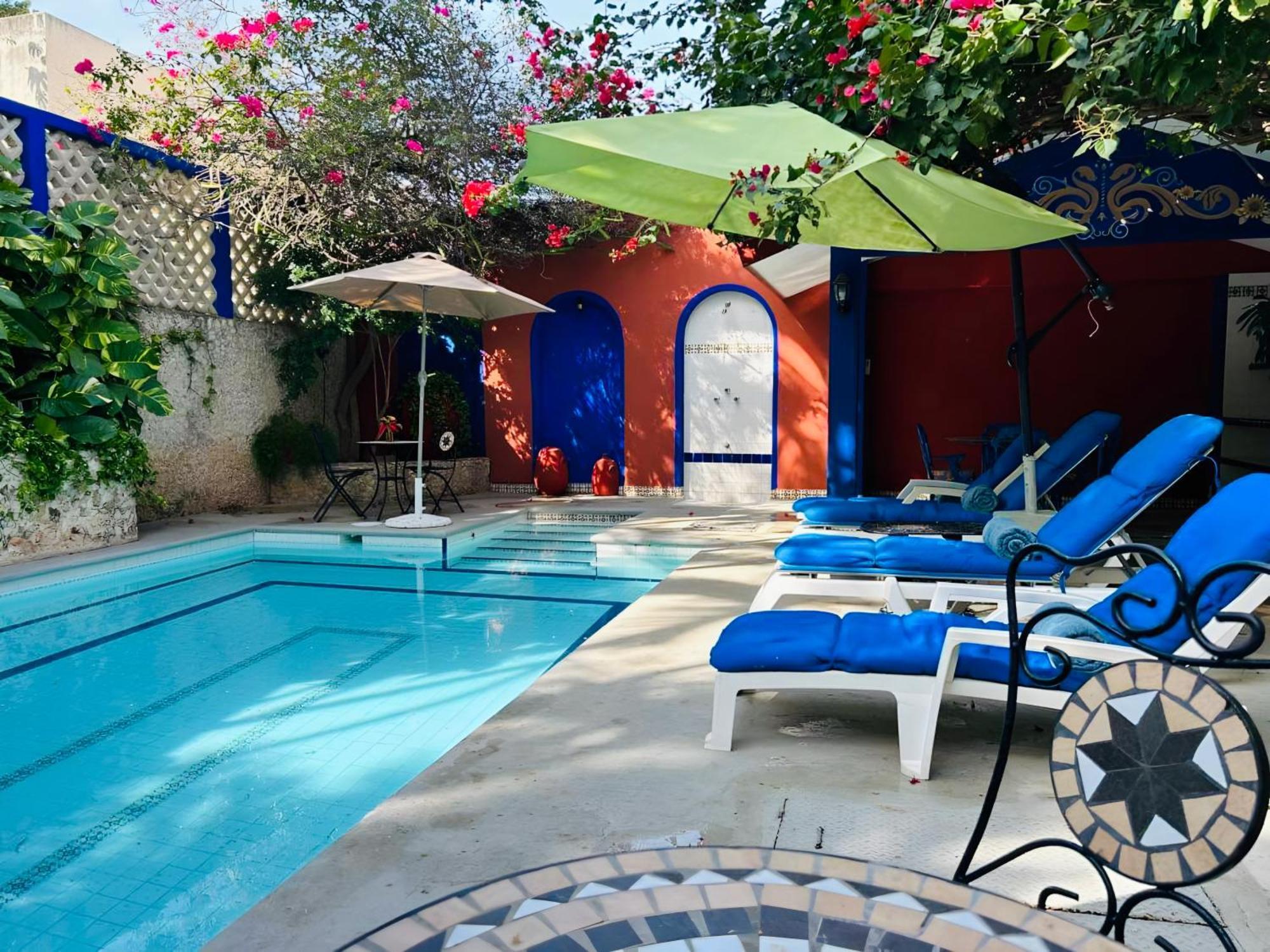 Casa Tres Colibries Bed and breakfast *