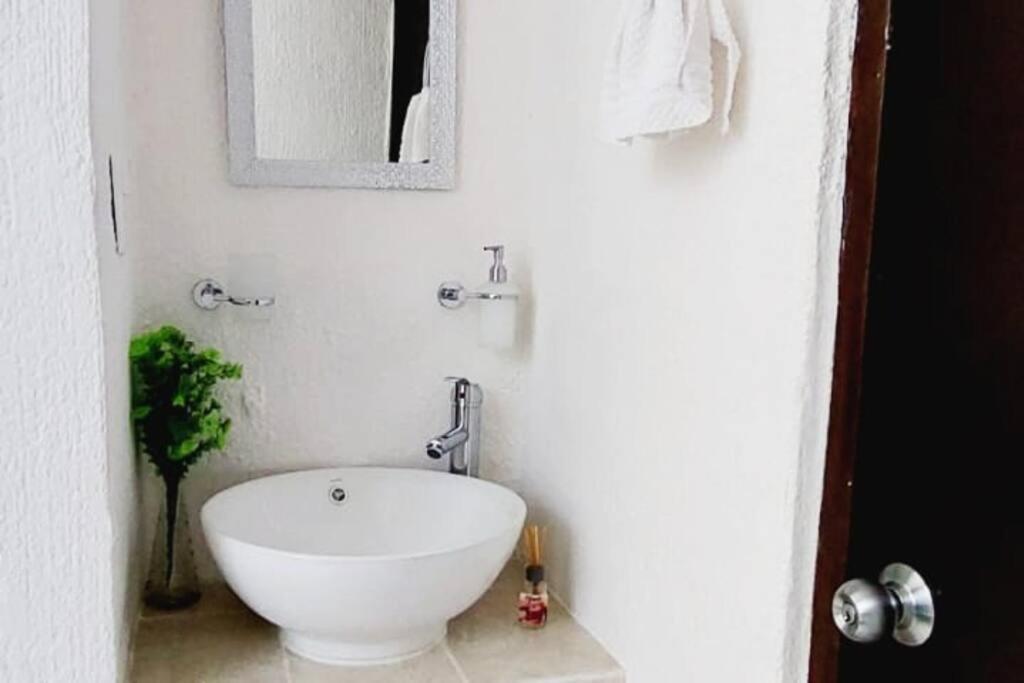 Сasa de vacaciones Casa En Puesta Del Sol/excelente Ubicación/2 Hab/wifi/netflix/super Comoda Mérida