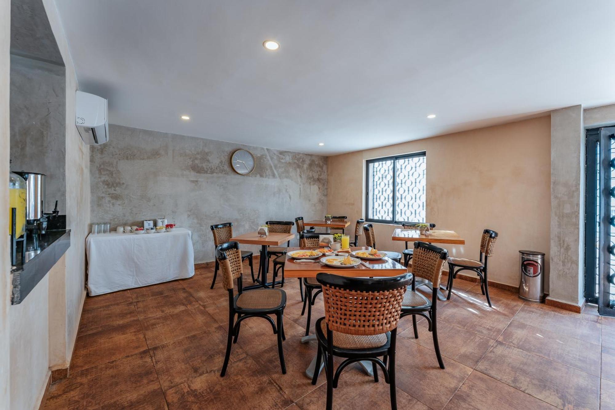 Casa 57 Hotel