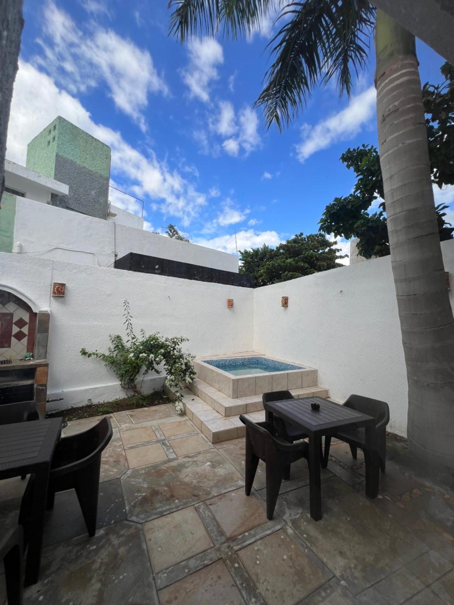 Hotel Casablanca *