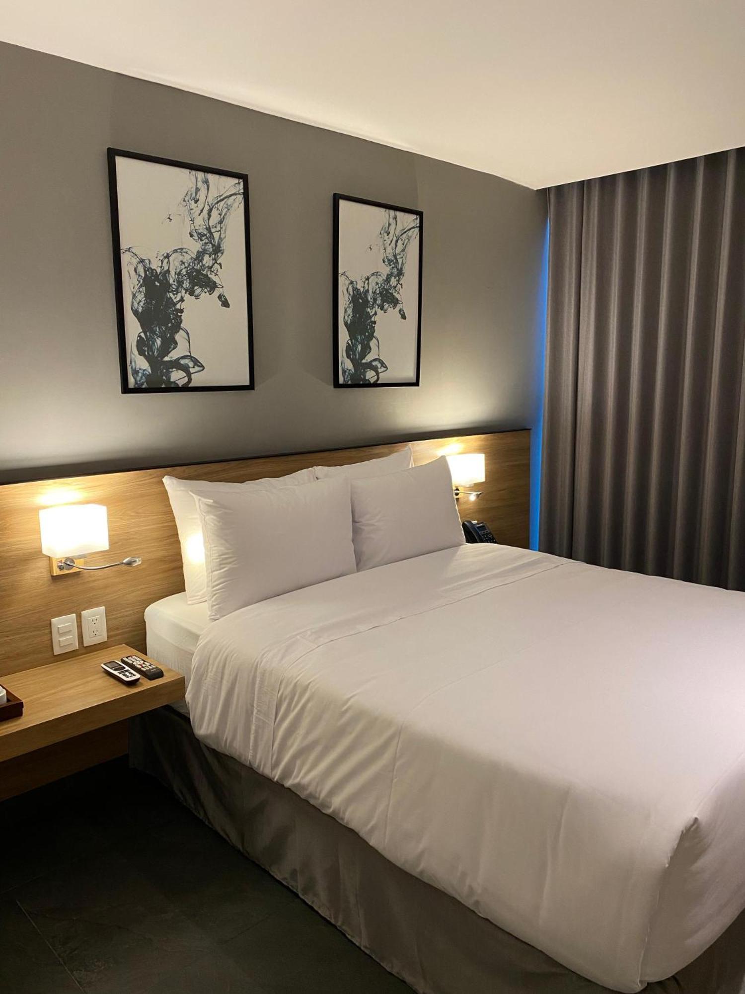B's Hotel 4*