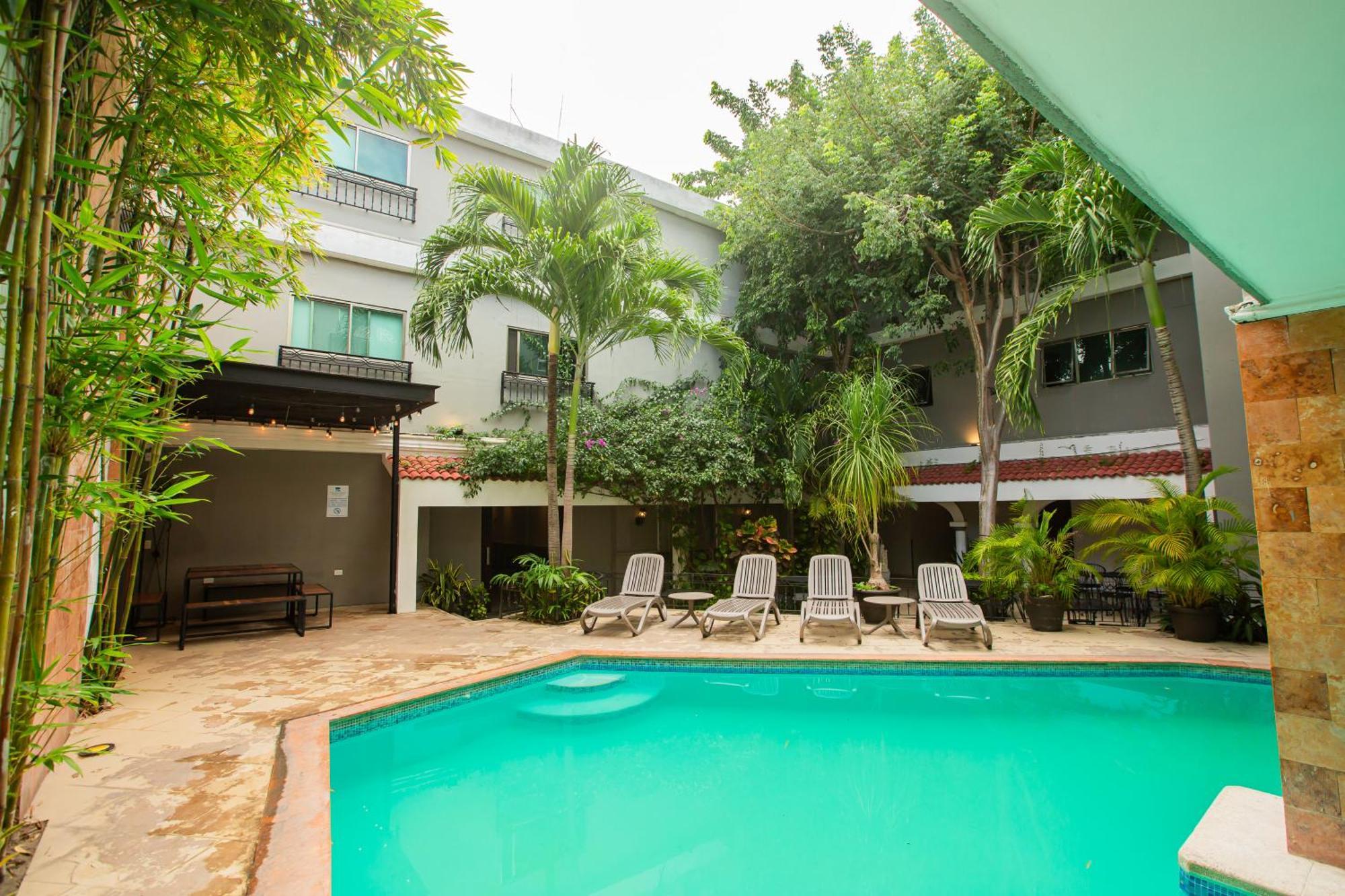 Nacional Hotel 4*