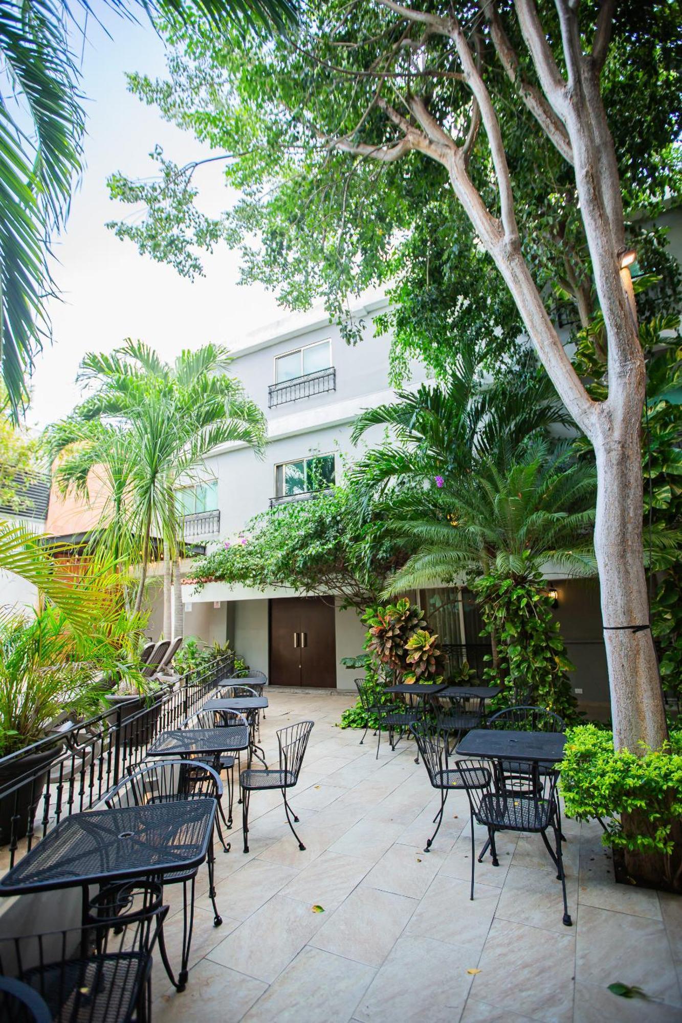 Nacional Hotel