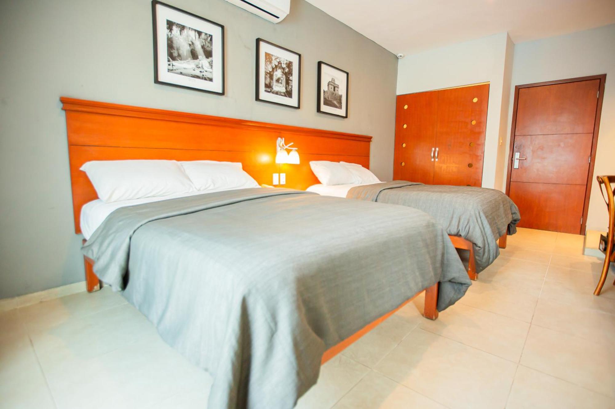 Nacional Hotel 4*