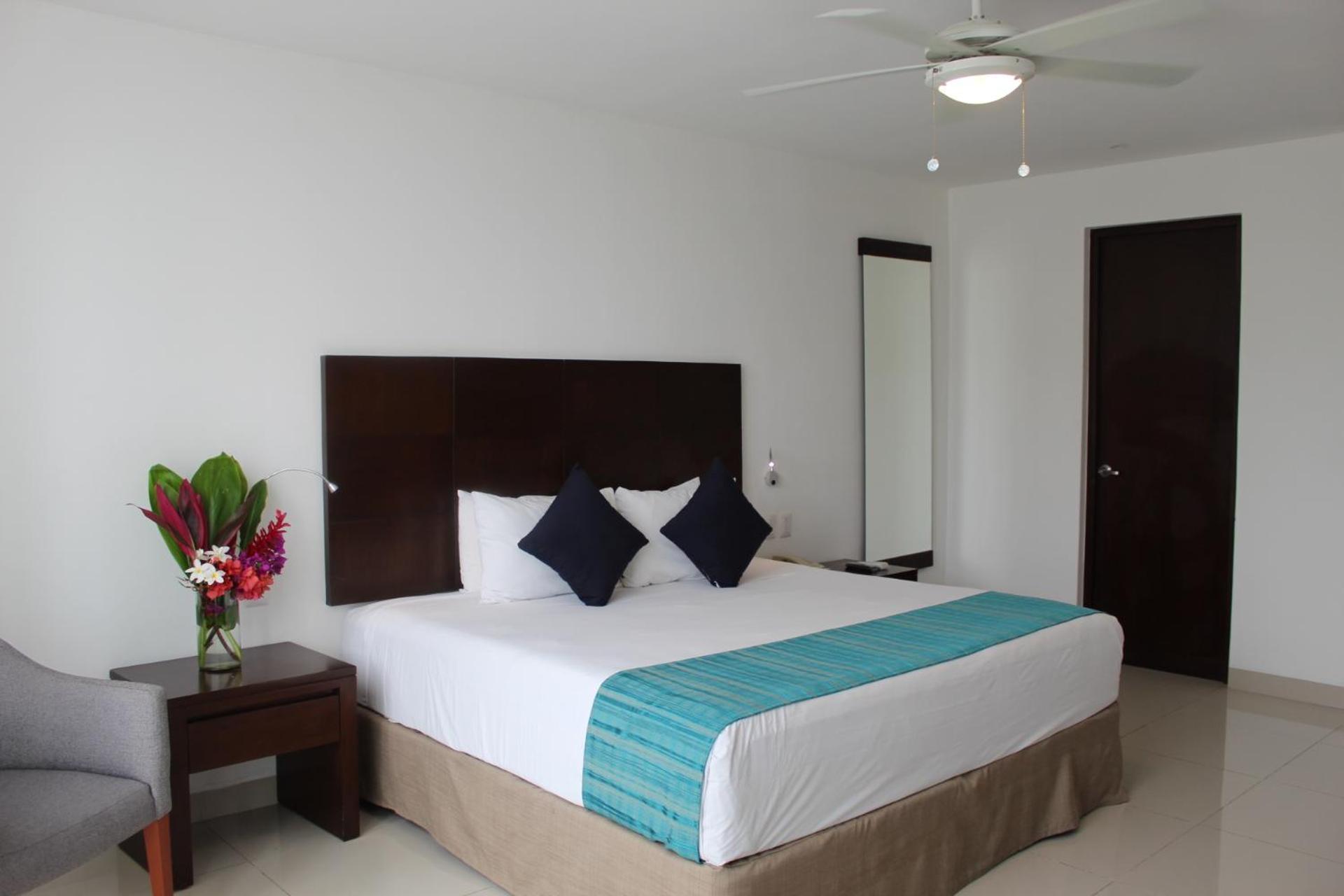 Mesón De La Luna Hotel&spa Hotel 5*