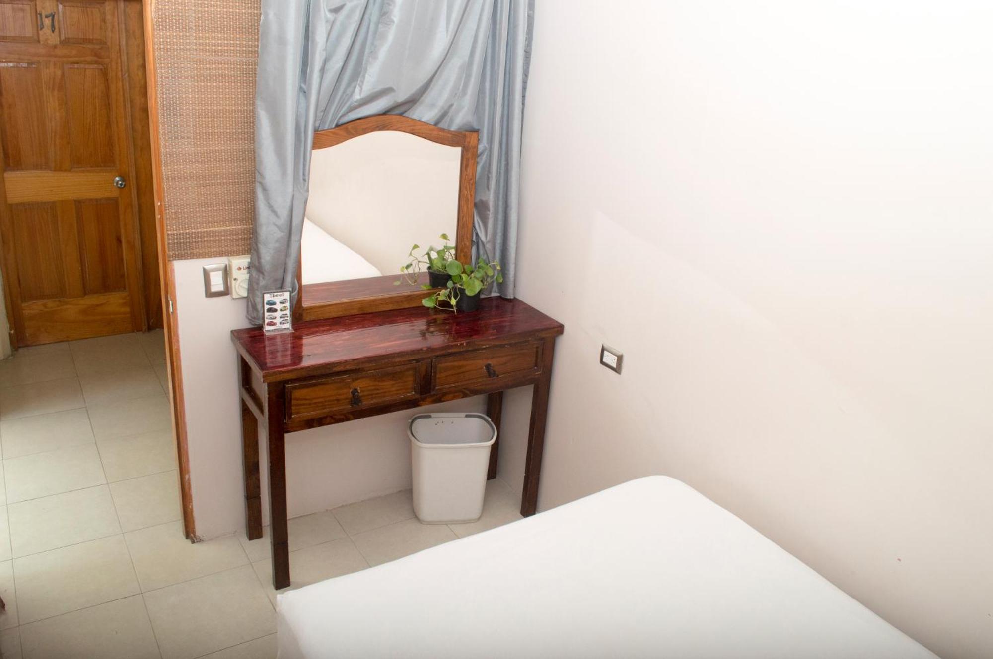 Pensión Hostal Zócalo *
