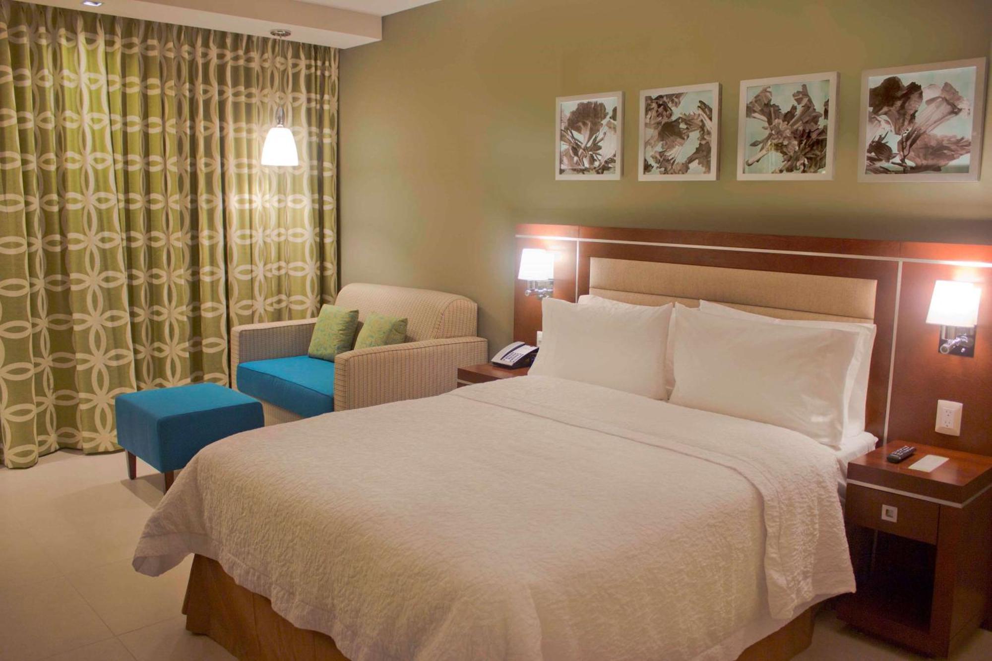 Hampton By Hilton 3*