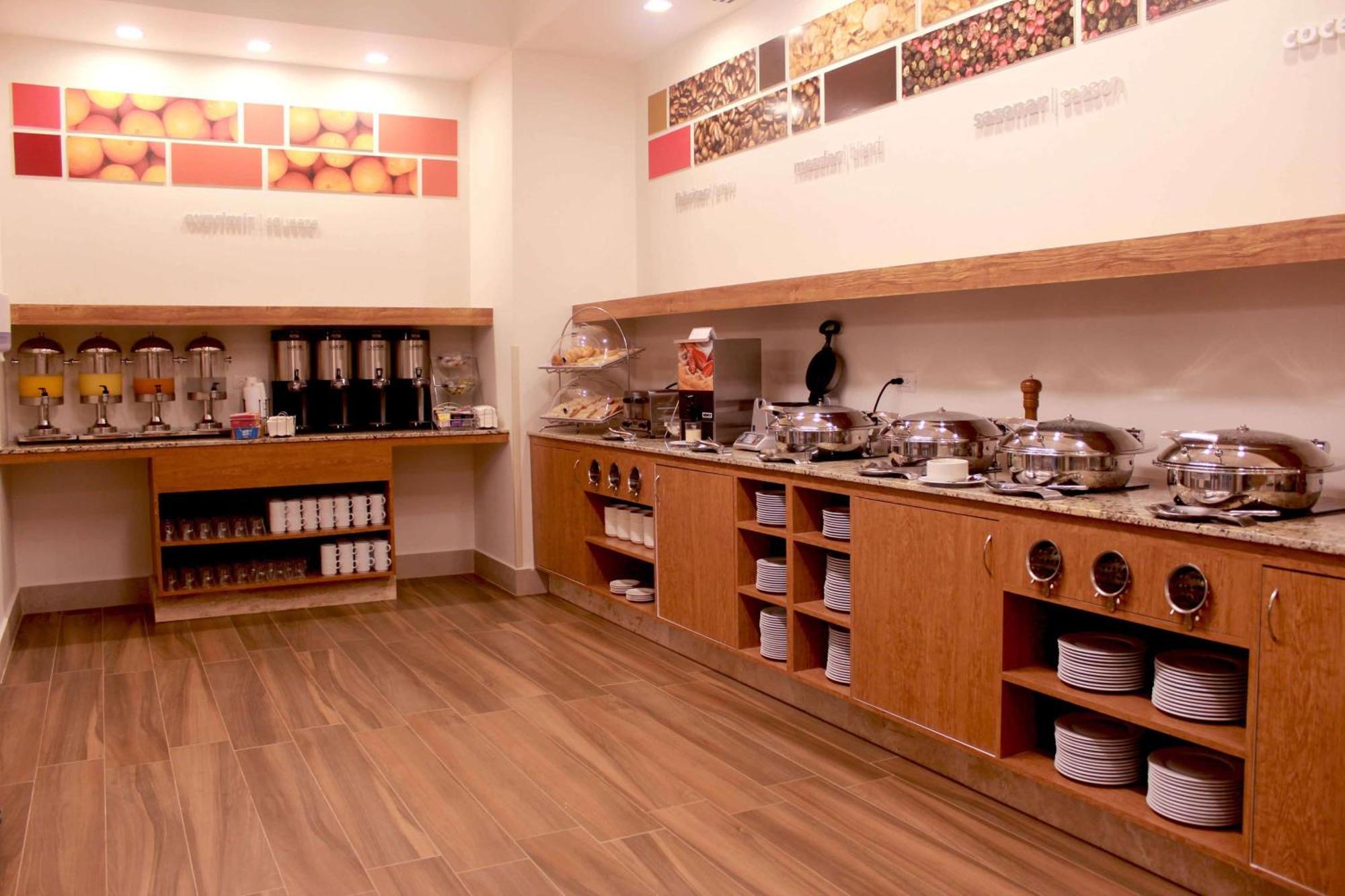 Hampton By Hilton Hotel 3*
