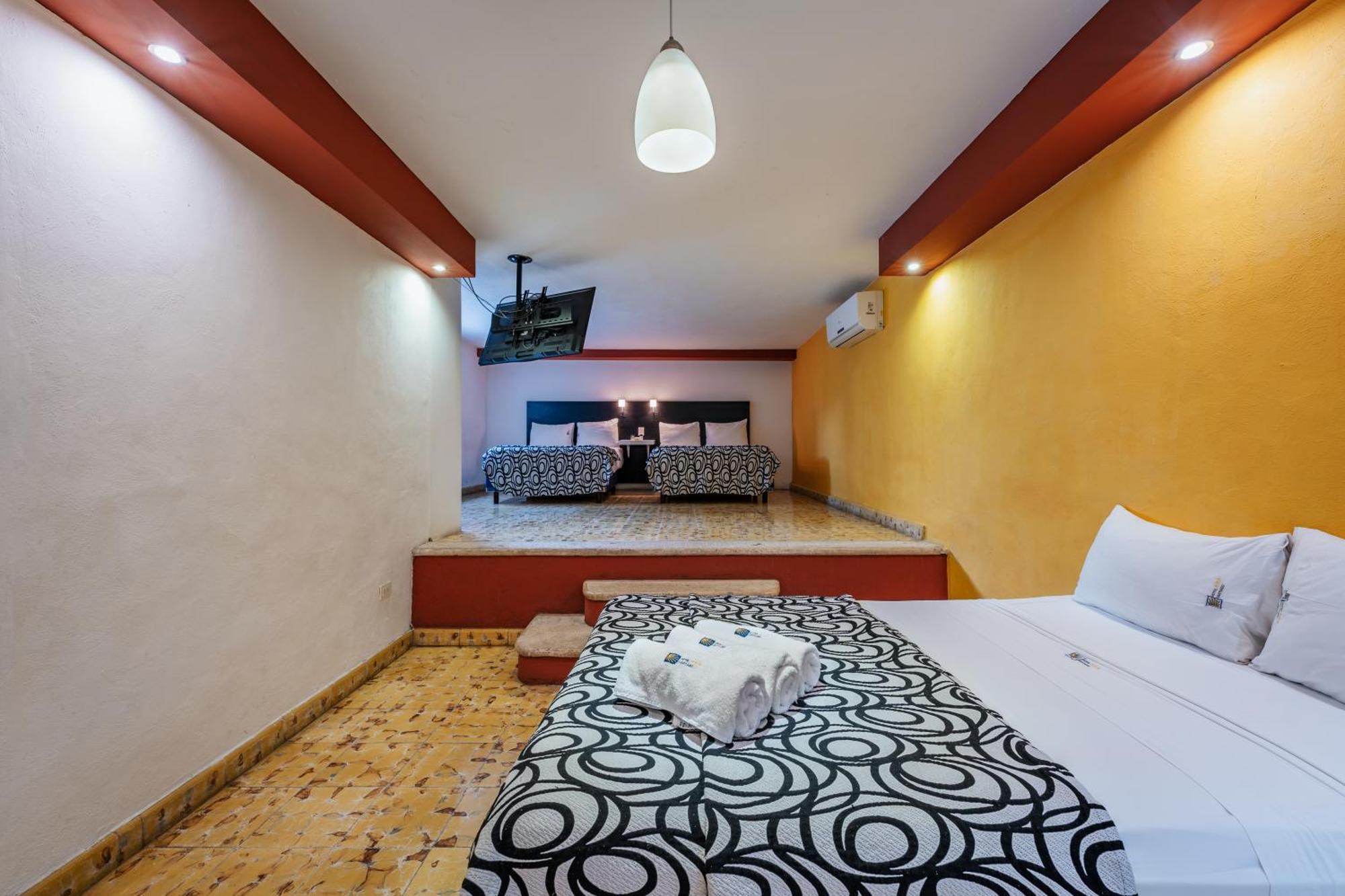 Hotel Santiago 3*