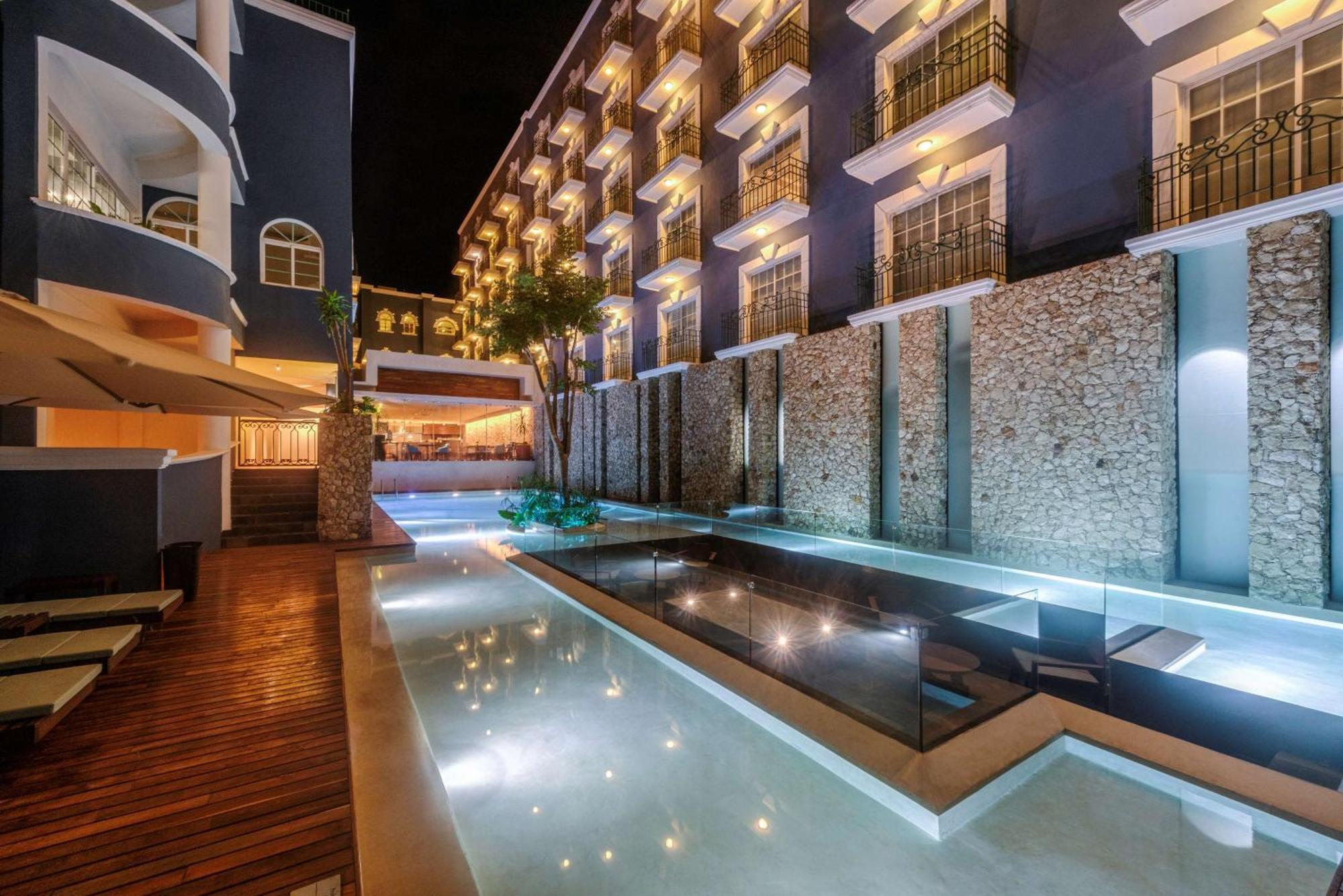 Hotel Mercedes Curio Collection By Hilton 4*