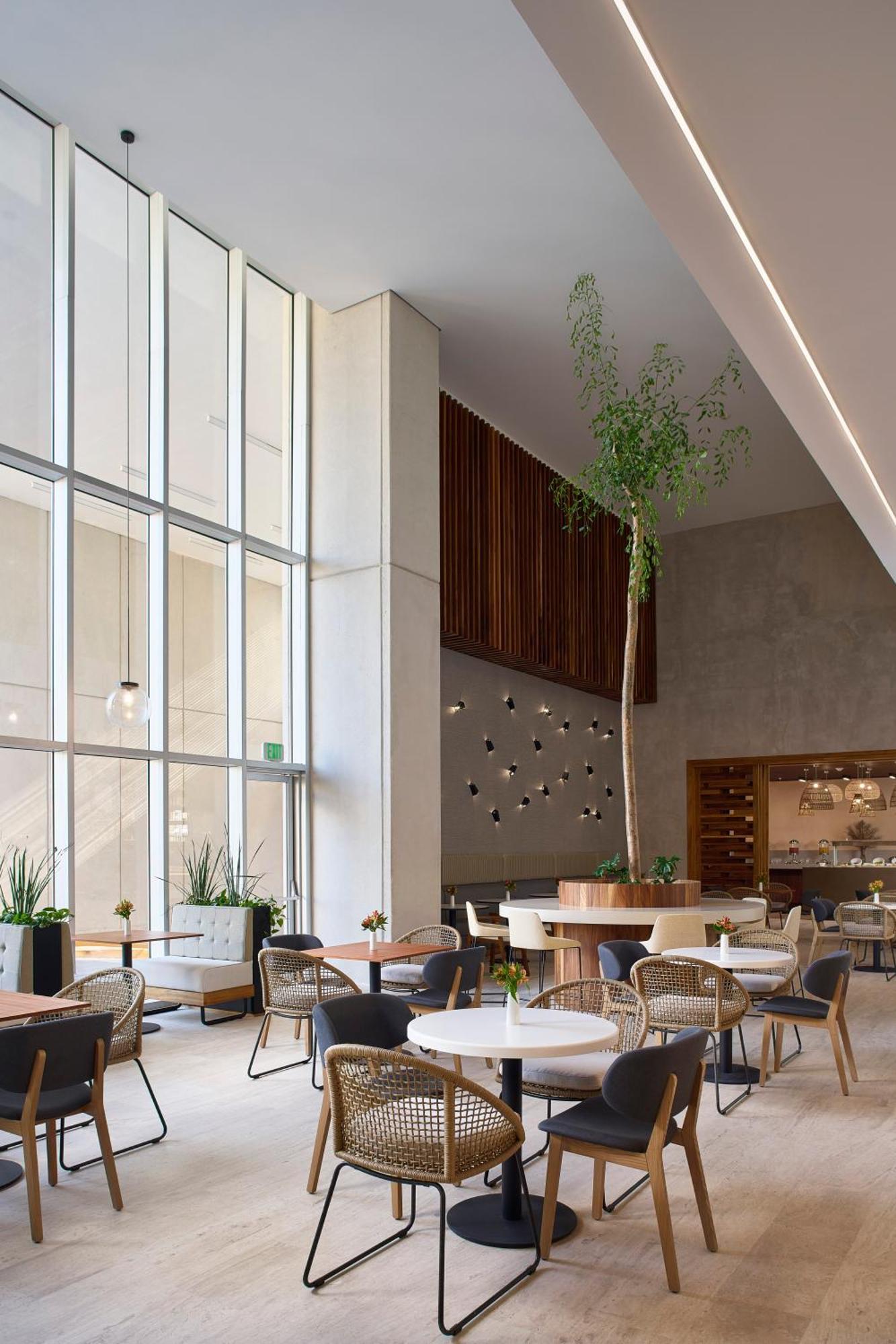Hotel Courtyard By Marriott Downtown Merida