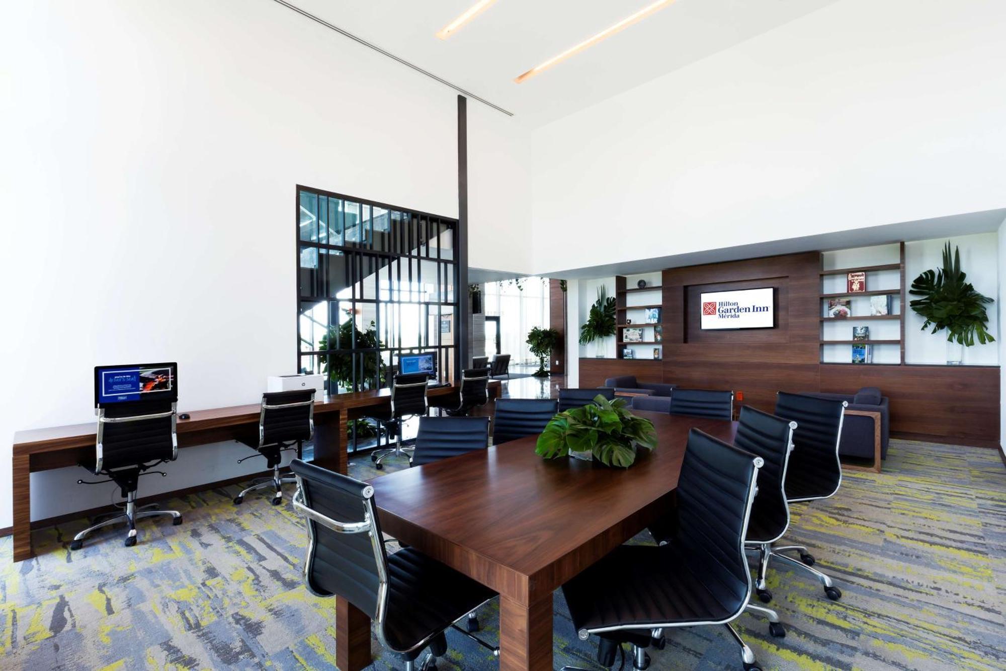 Hilton Garden