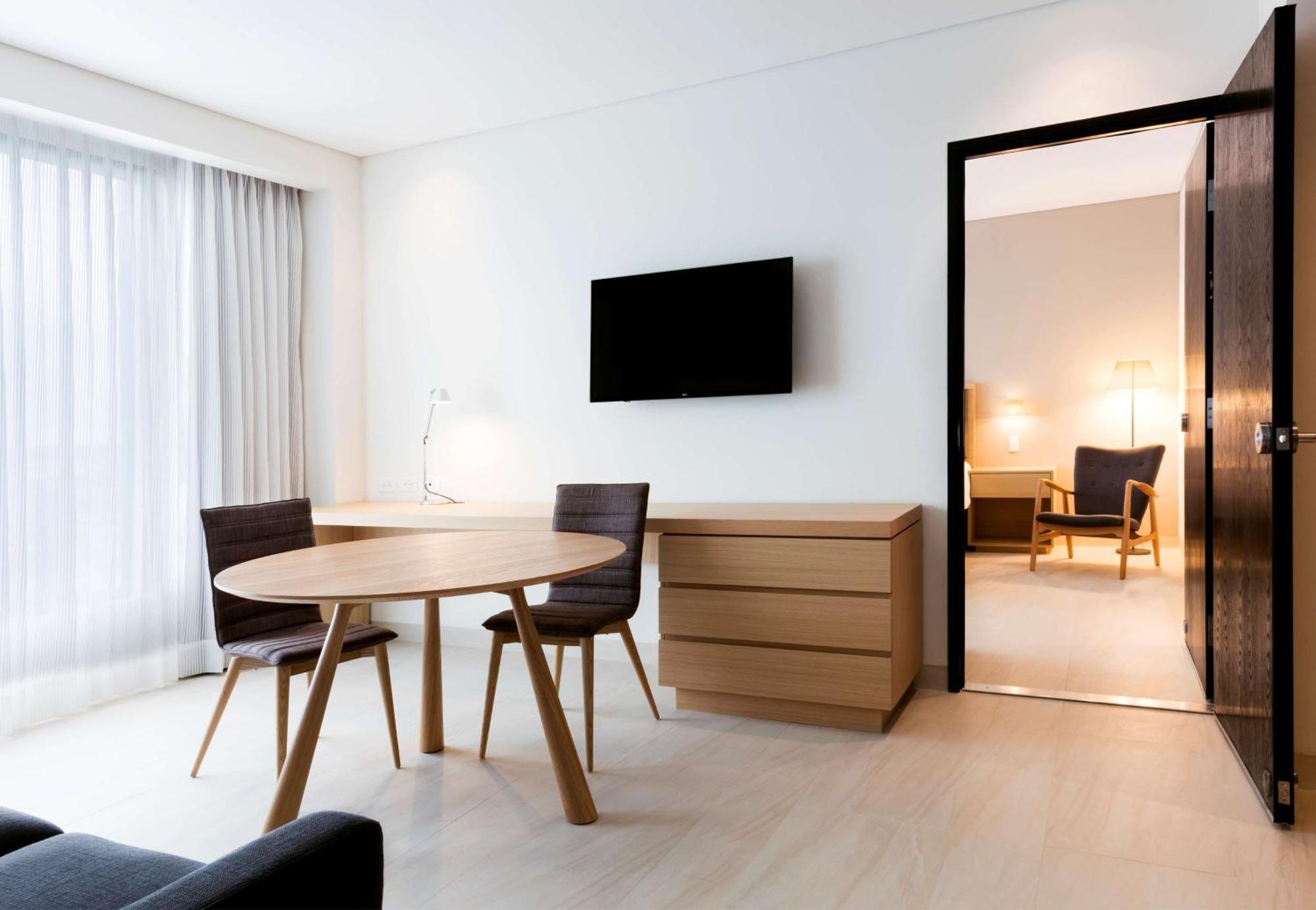 Hilton Garden Hotel 3*