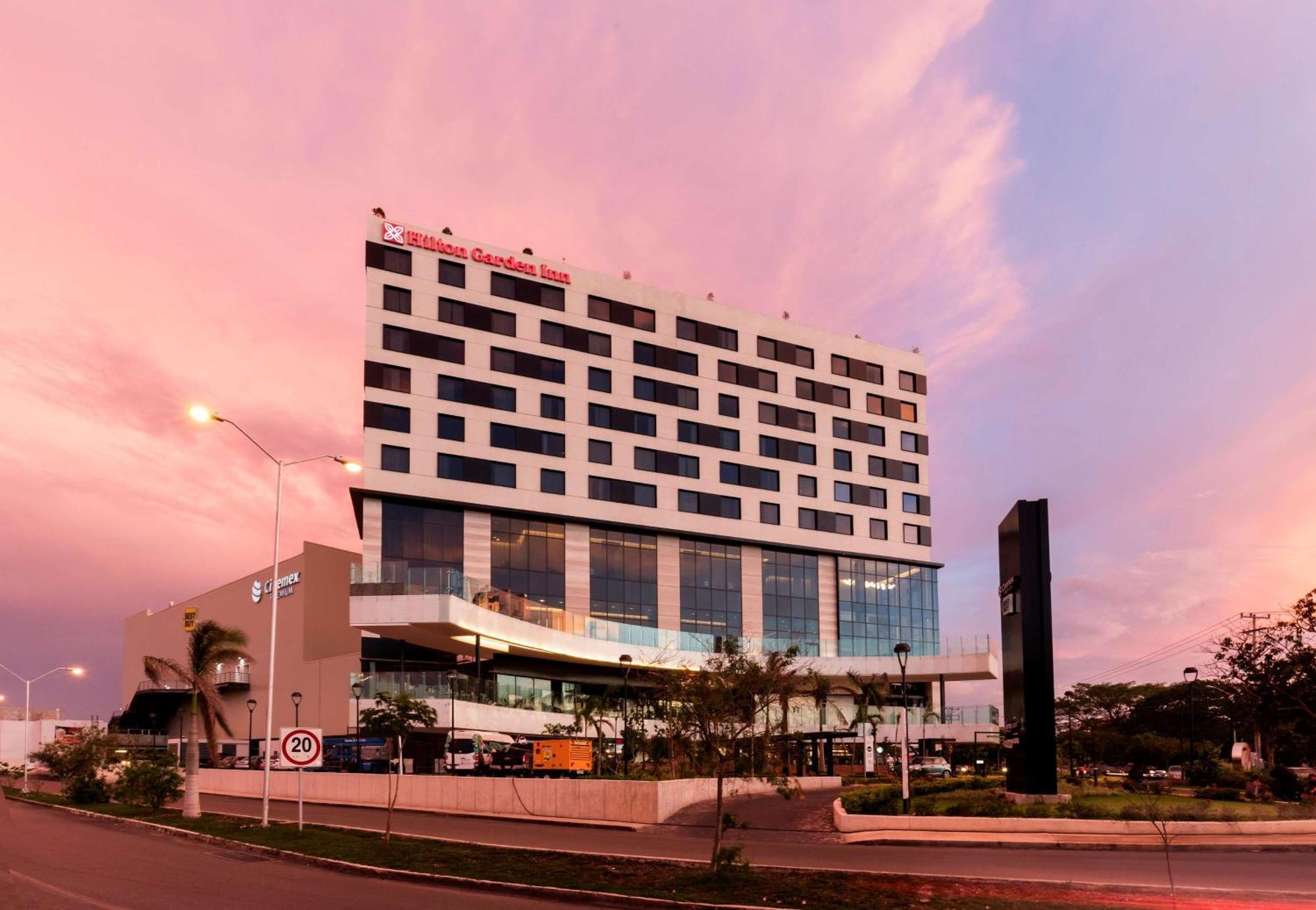 Hilton Garden Hotel