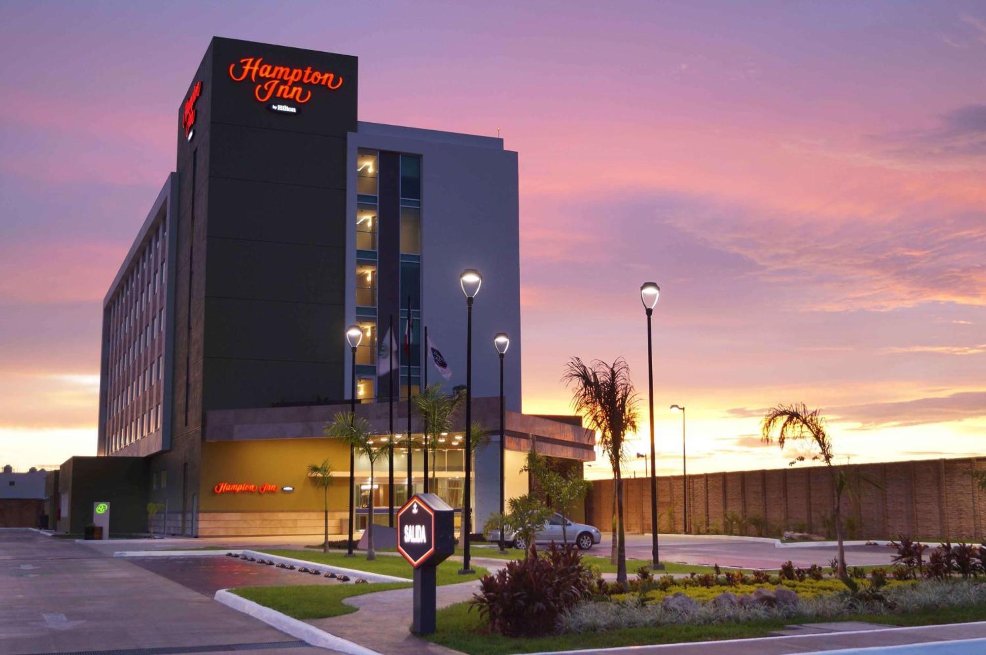 Hampton By Hilton Hotel
