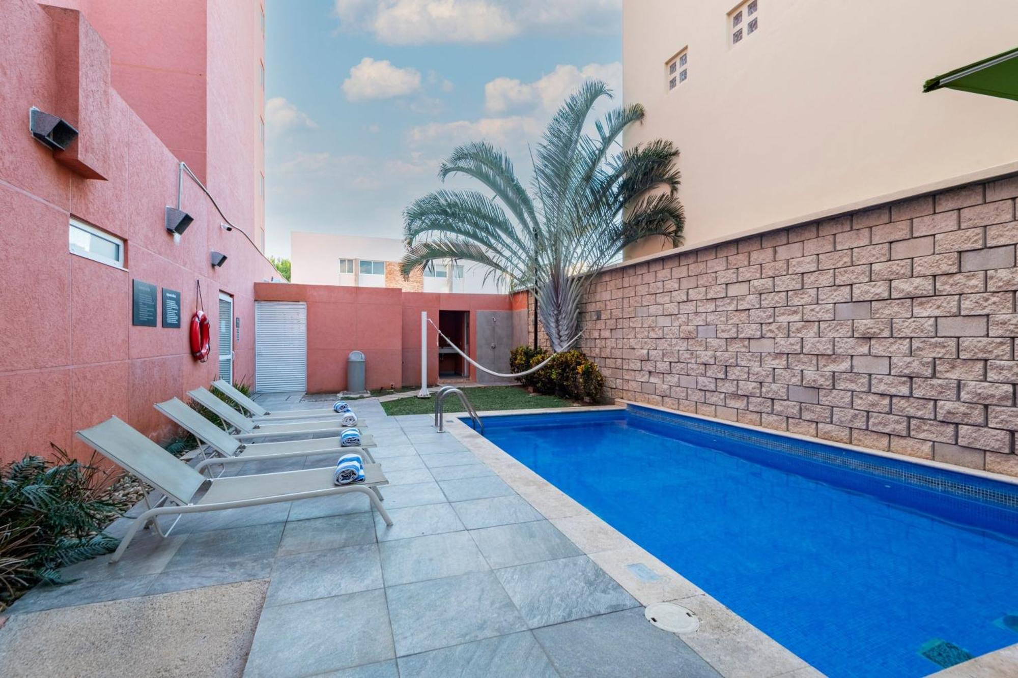 Express Junior By Marriott Altabrisa