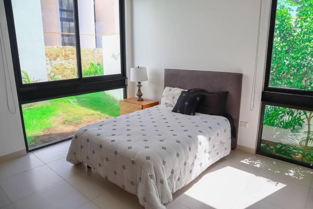 Exclusive With Excellent Location Apartment Merida