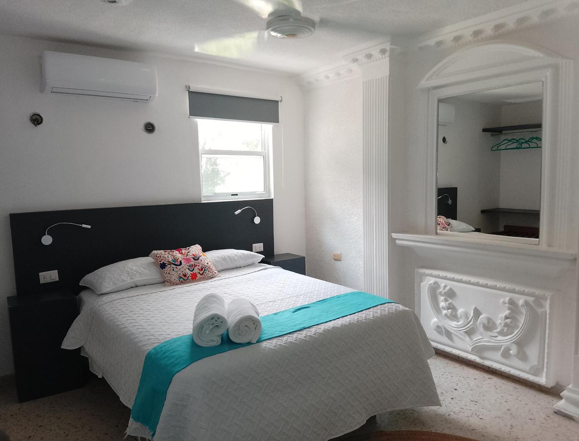 Downtown Hotel 3*