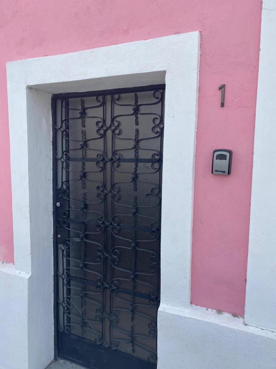 Casa Esquina San Sebastian * Merida