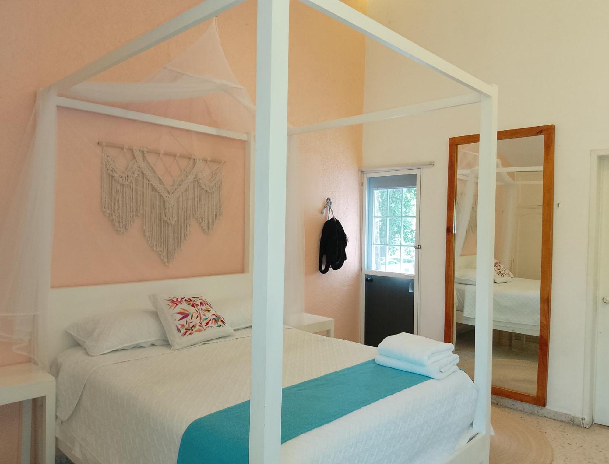 Hotel Downtown 3*