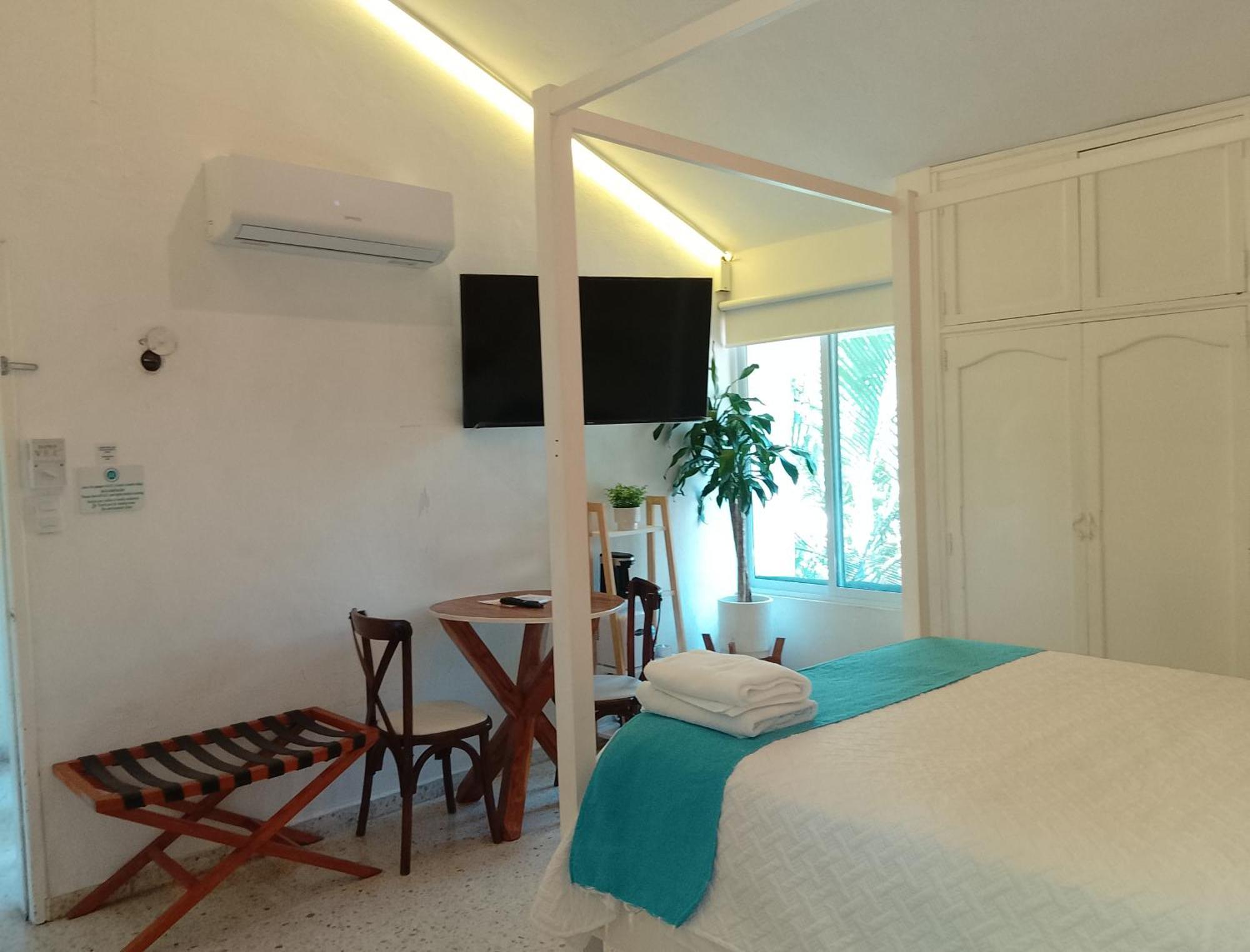 Downtown Hotel 3*
