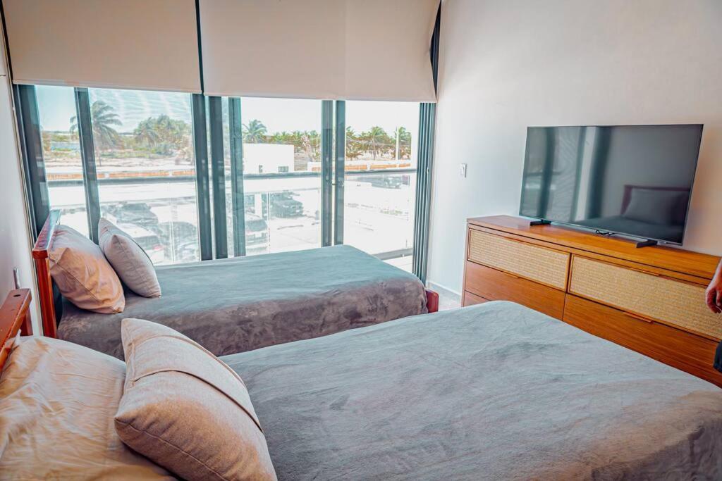 Luxury Ocean Front Apartment Merida