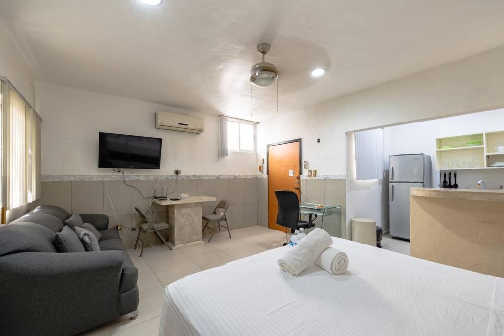 Apartamento Fantastico Estudio Con Ac, Wifi, & Auto Check-in #2 *