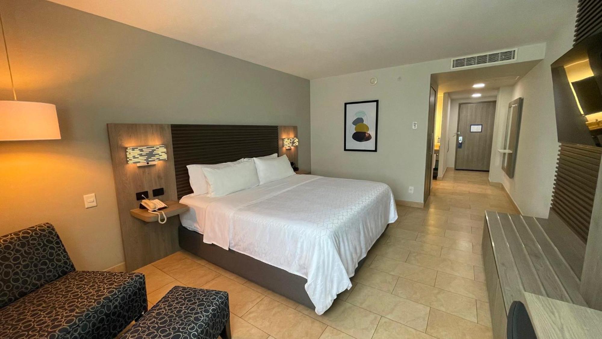 Hotel Express Mérida, An Ihg Mérida