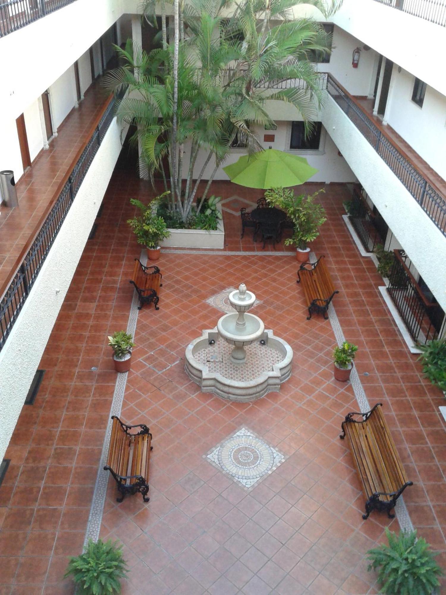 Hotel Del Gobernador 4*