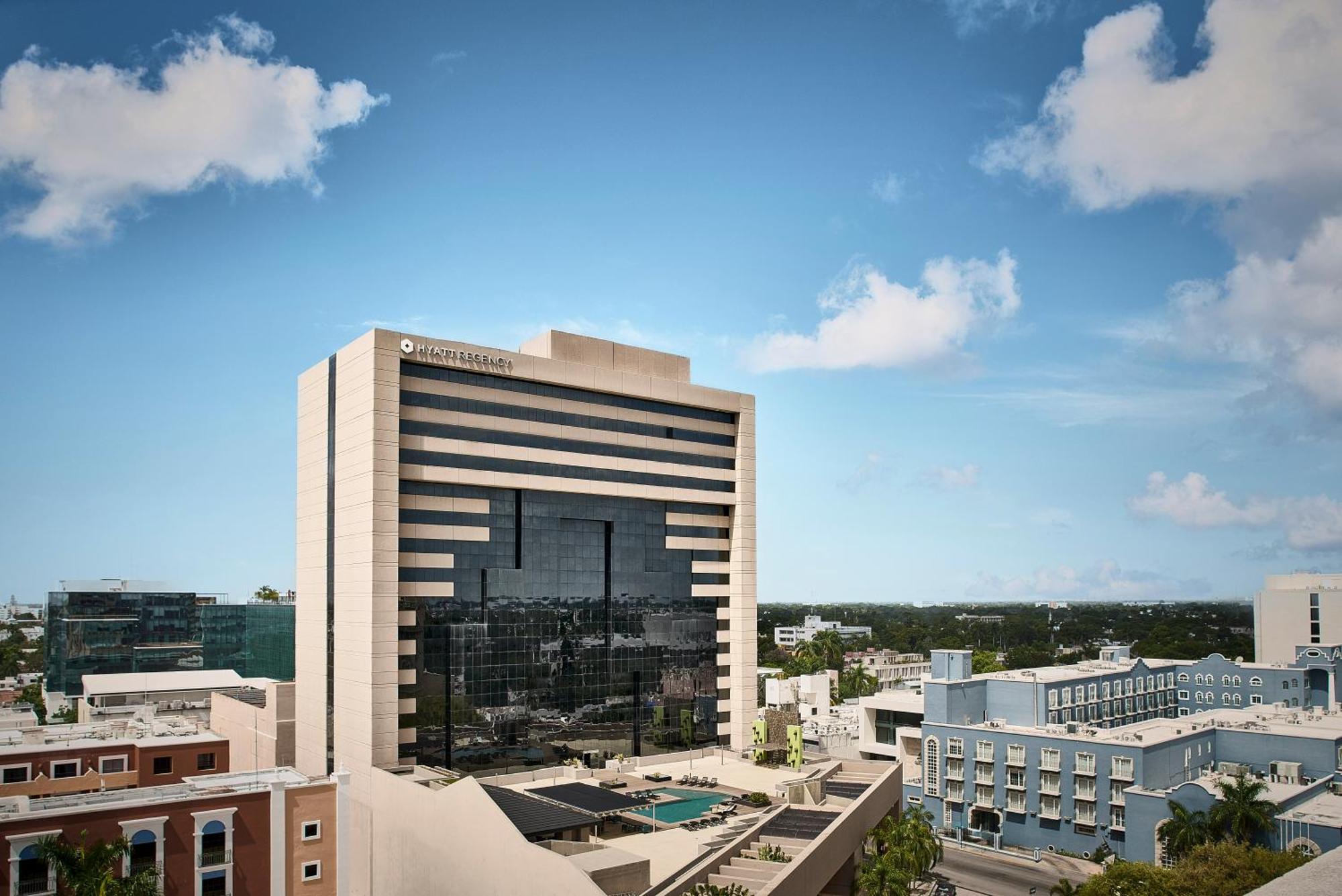 Hyatt Regency 5*