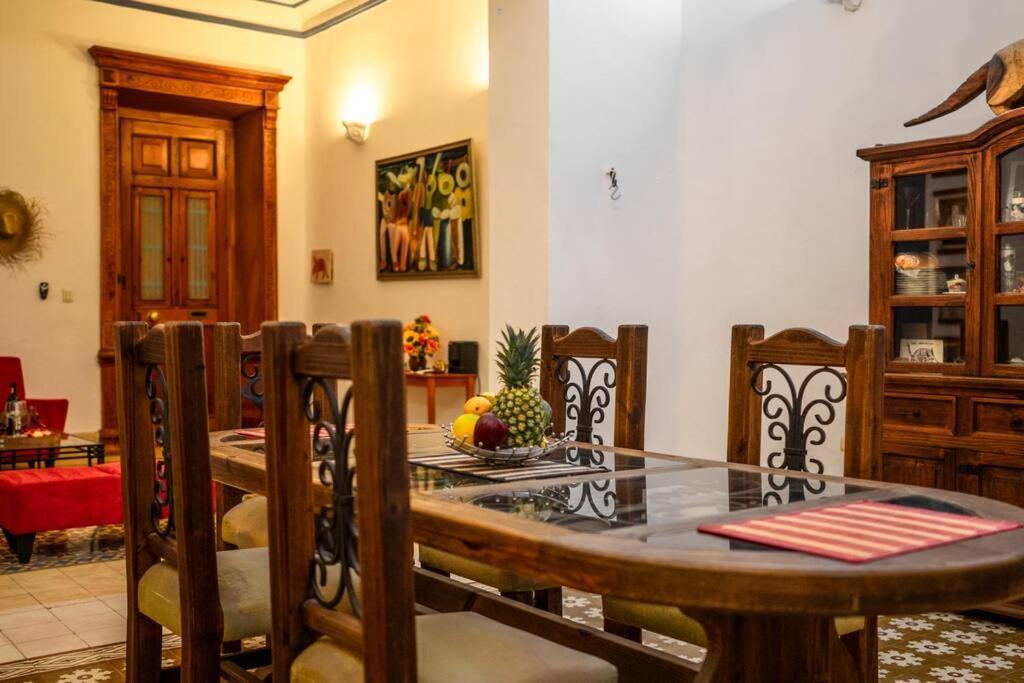 Сasa de vacaciones Casa Armadillo, Colonial House With Pool Mérida