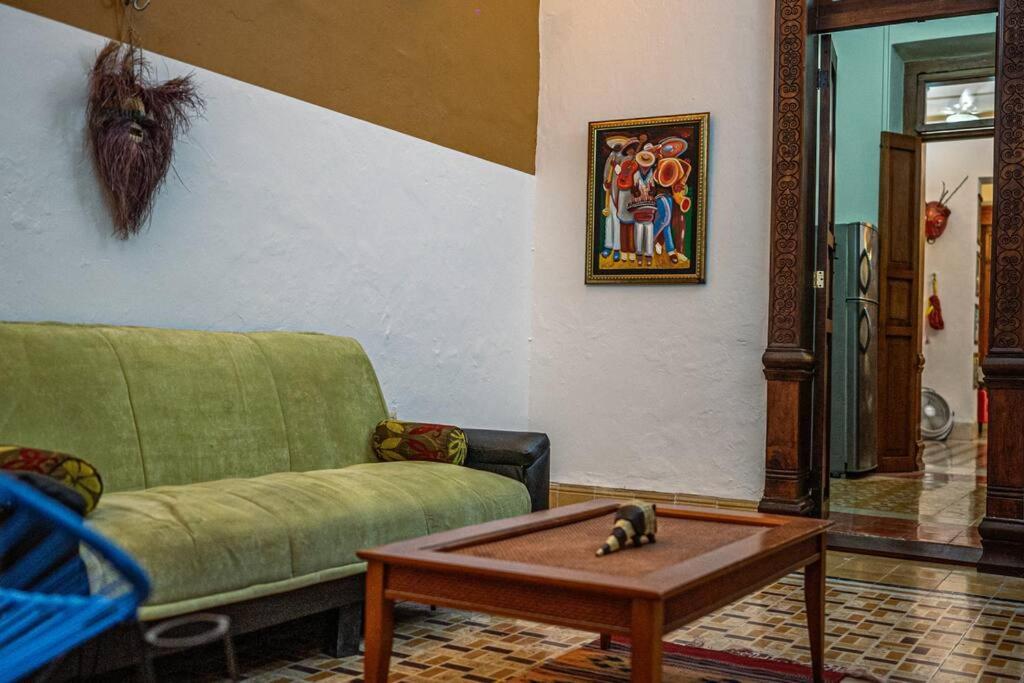 Casa Armadillo, Colonial House With Pool