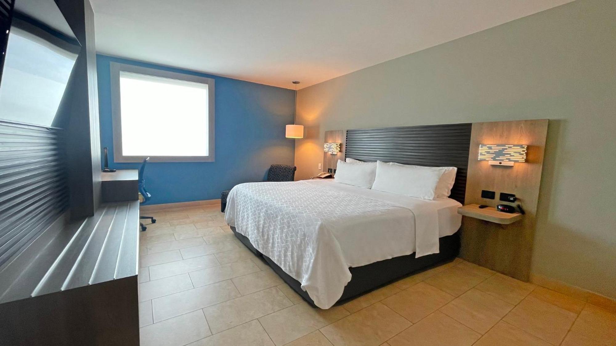 Hotel Express Mérida, An Ihg