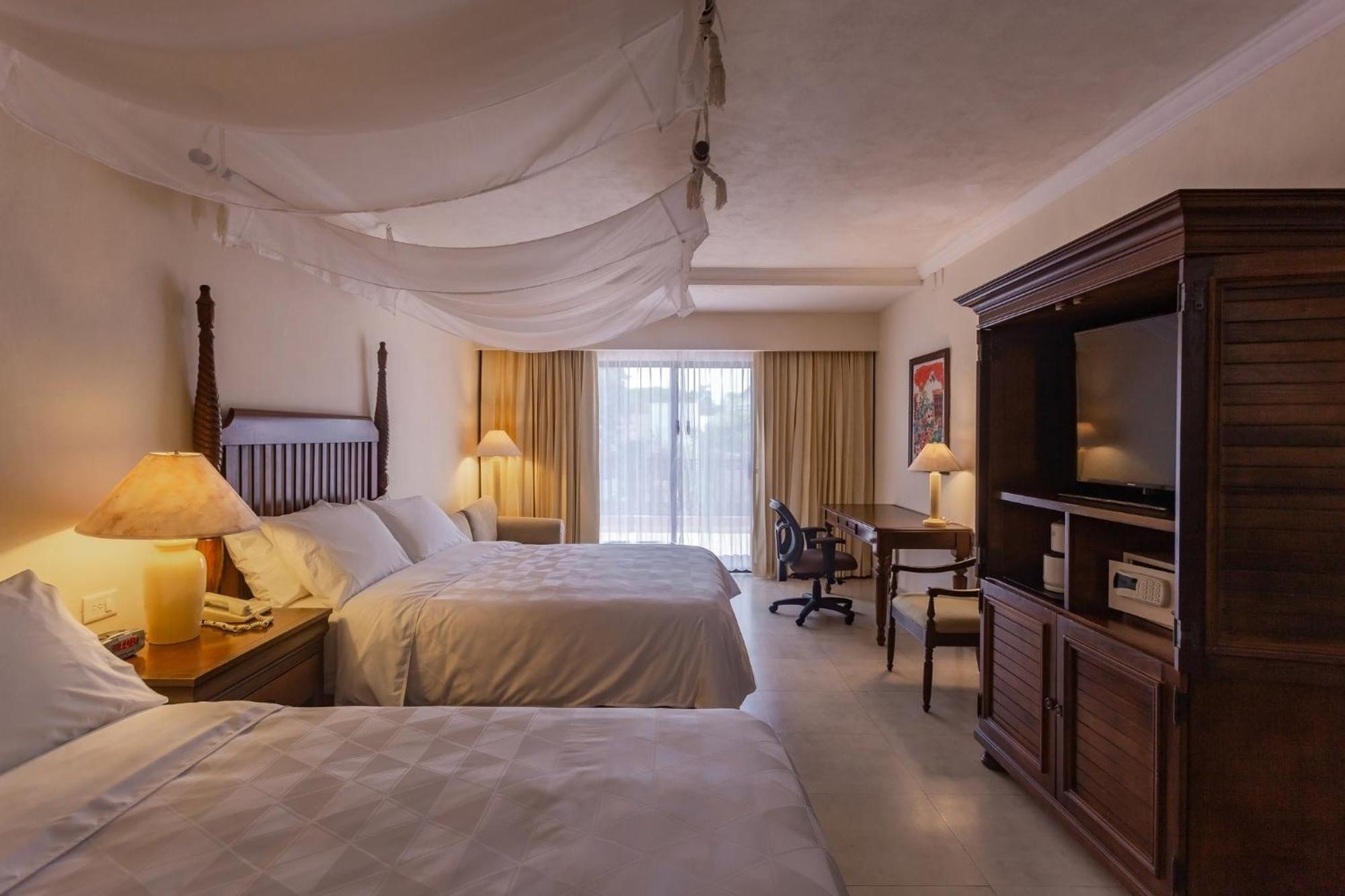 Hotel By Ihg Merida