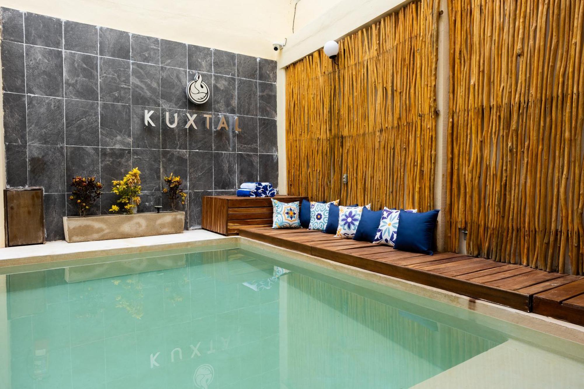 Kuxtal Boutique