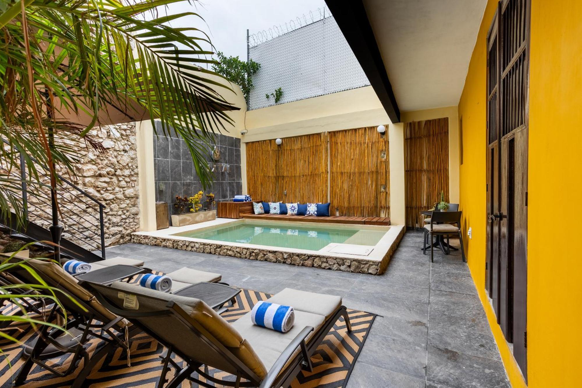 Kuxtal Boutique Hotel