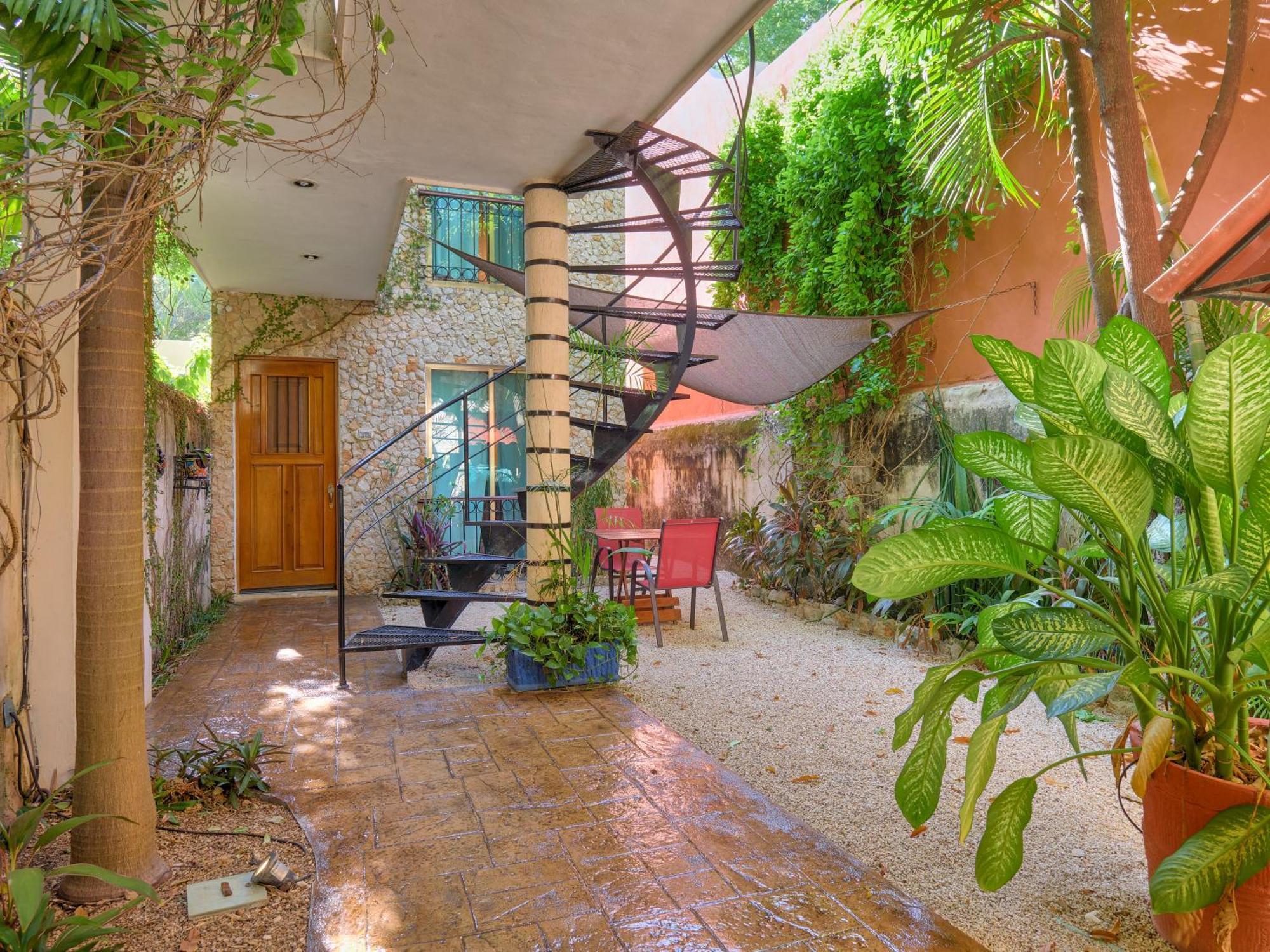 Casa Del Maya Bed & Breakfast 4*