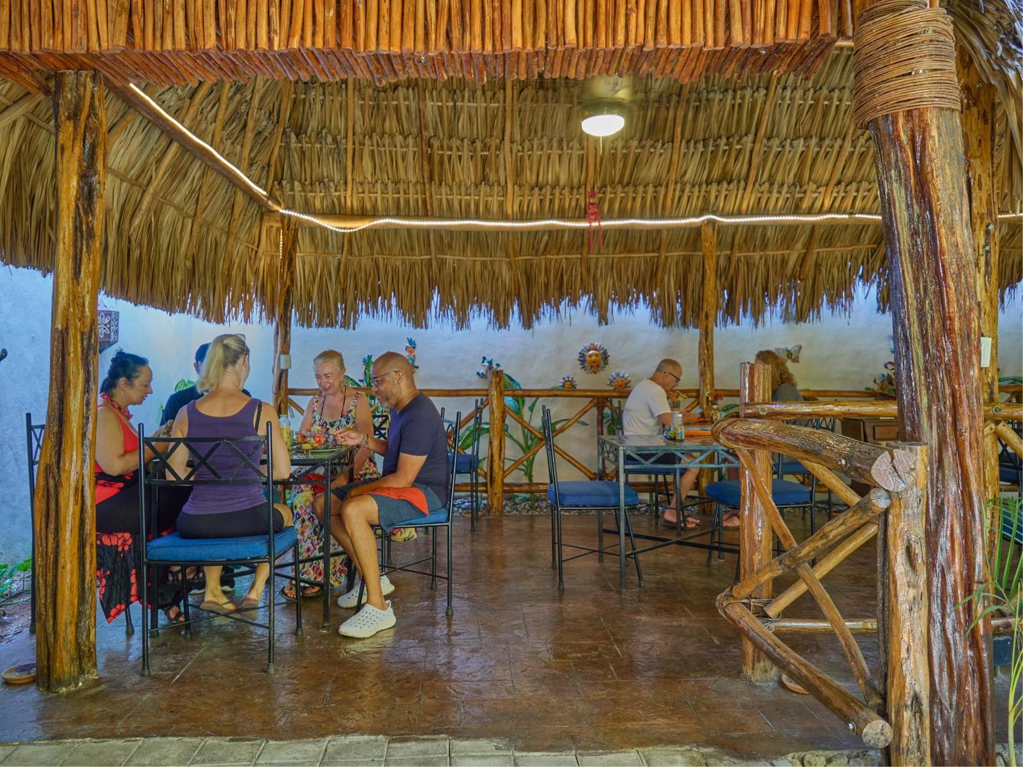 Casa Del Maya Bed & Breakfast 4*