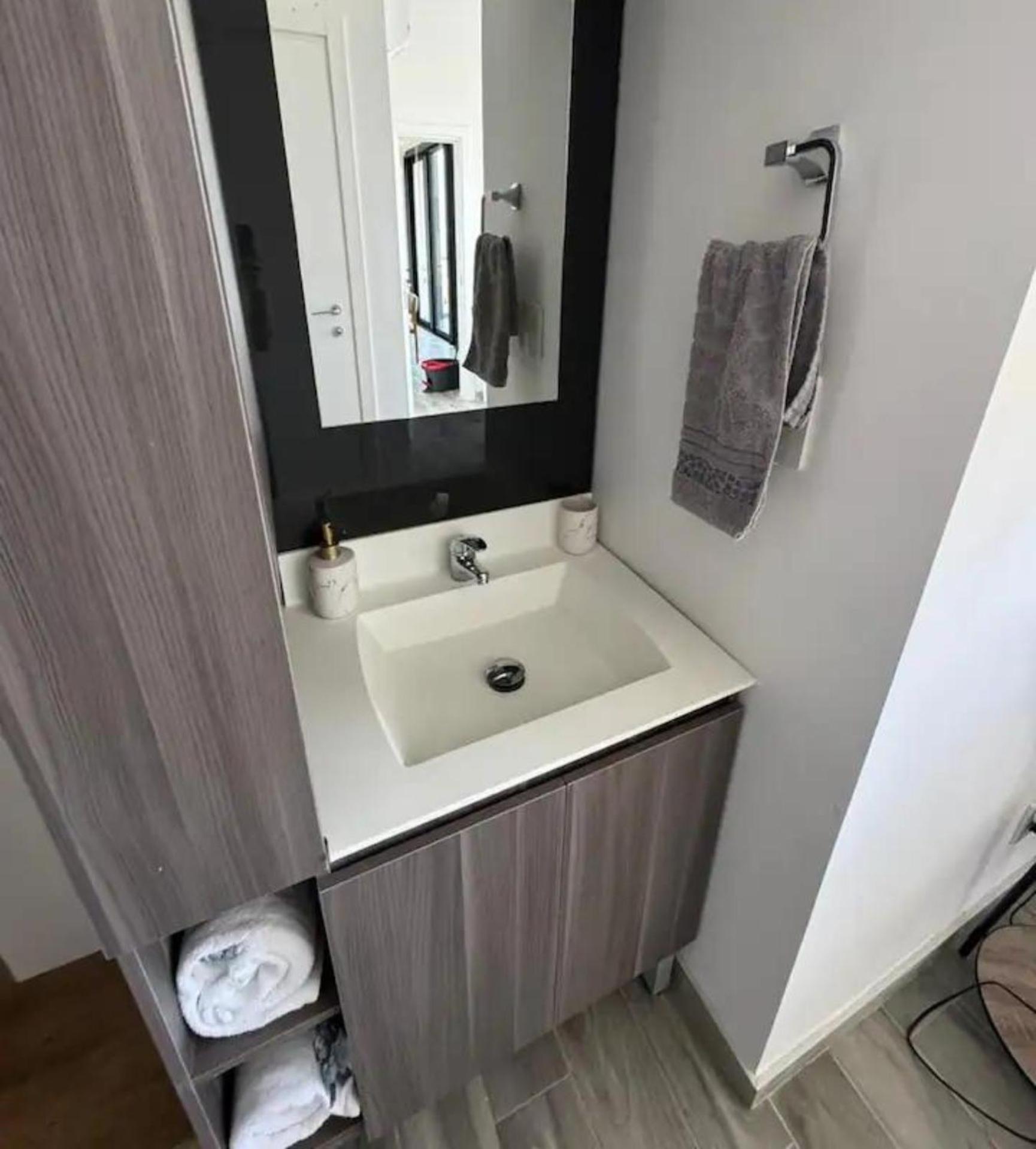 Luxurious With Charming View In Apartamento *