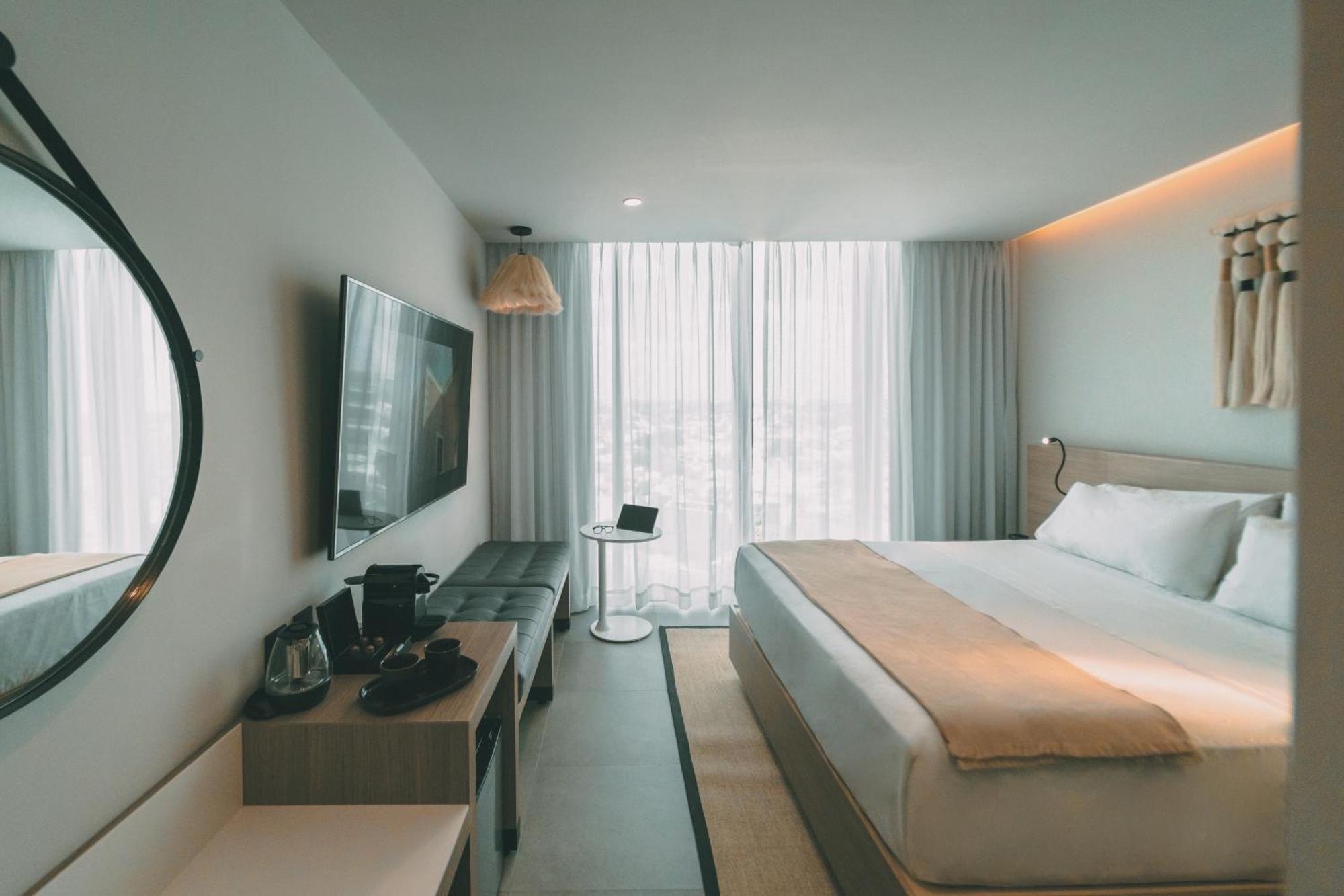 Ioh Mid Center Hotel 4*