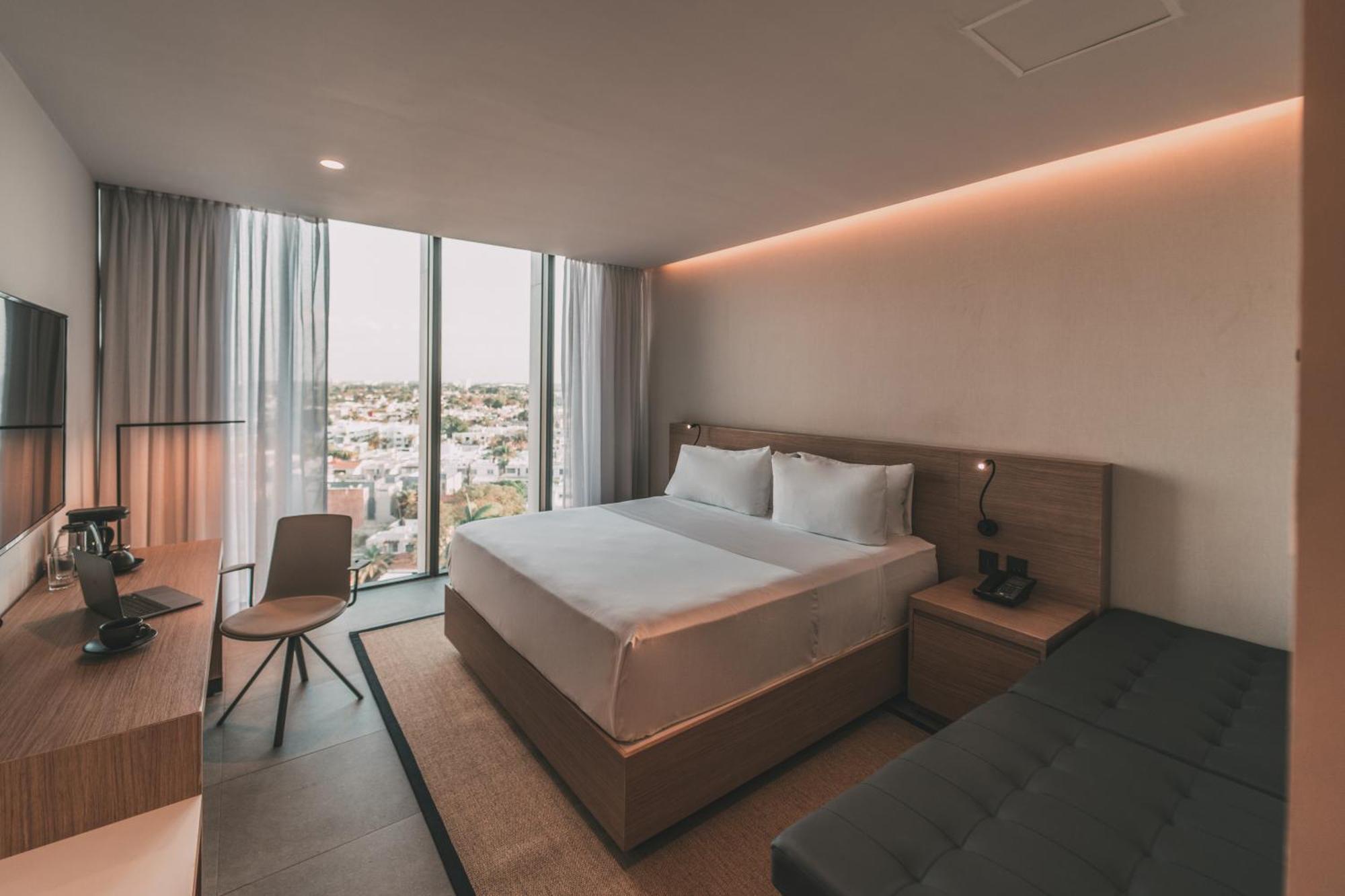 Ioh Mid Center Hotel 4*