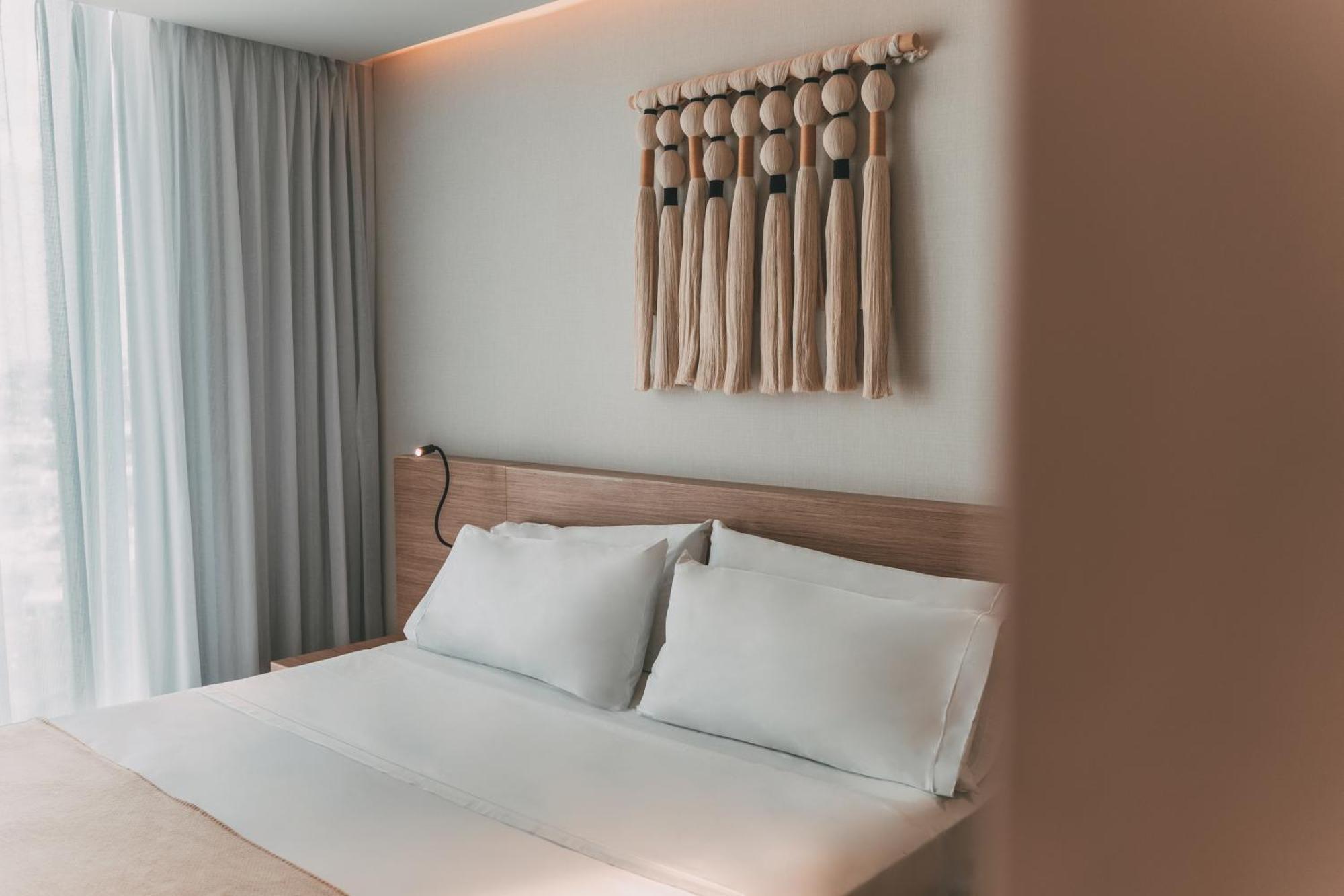 Hotel Ioh Mid Center 4*