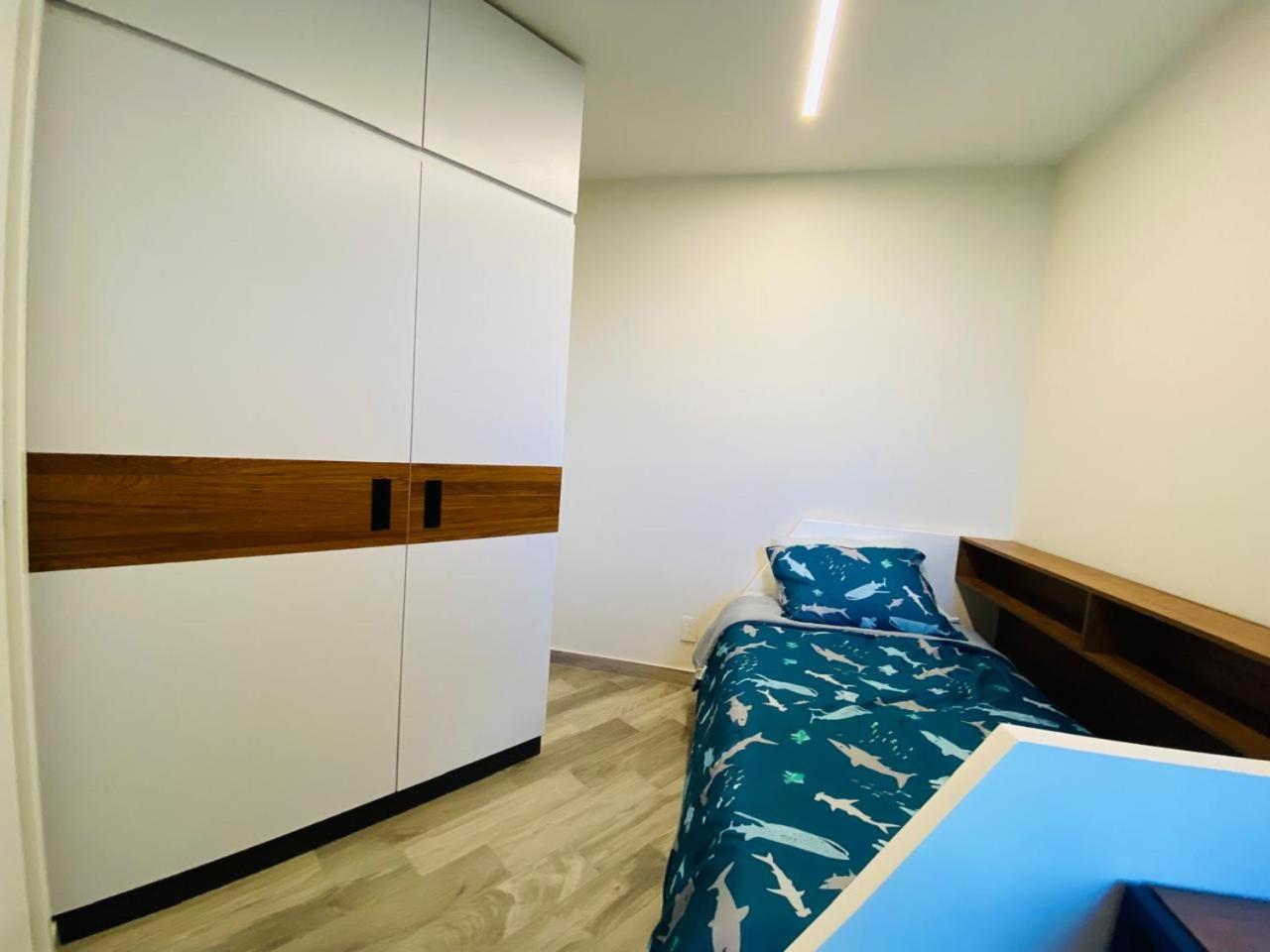 Skyline Esmeralda Apartment