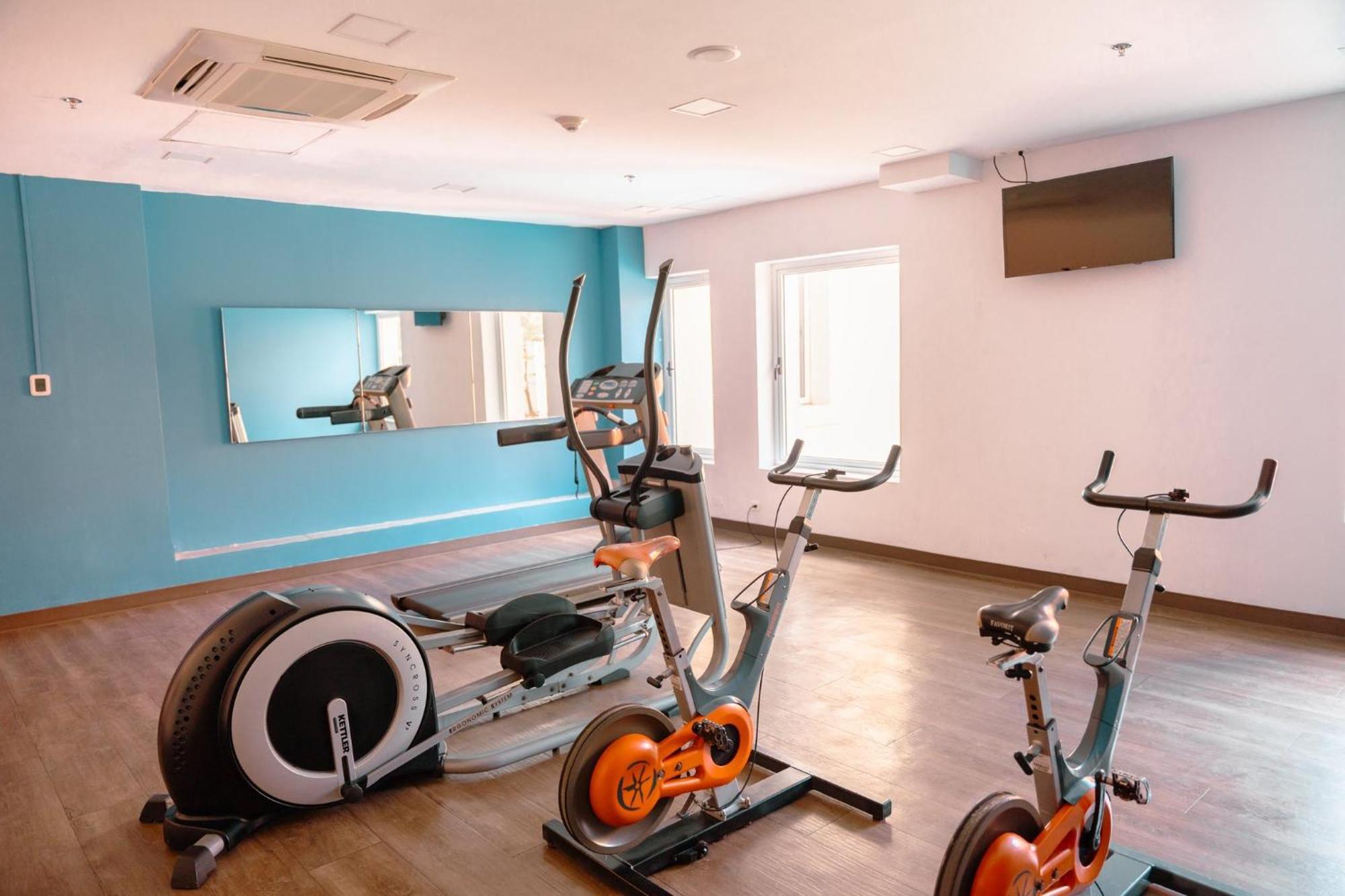 Hotel Express Centro By Ihg 4*