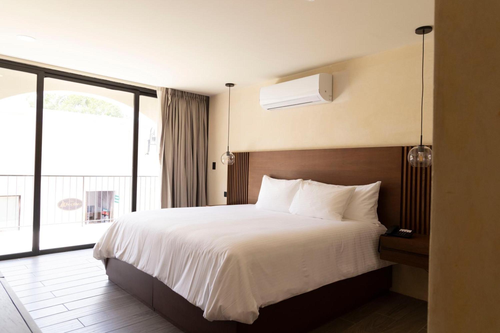Meson Santa Lucia Hotel Merida