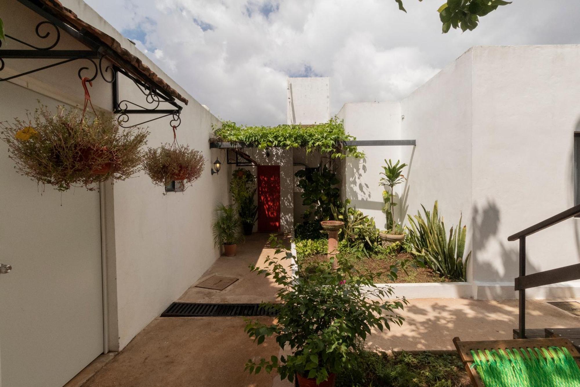 Casa Itza Pensión *
