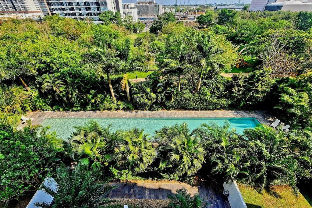 Apartment Depa De Lujo, Piscina Gigante, Lago, Frente Harbor Y Consulado Merida